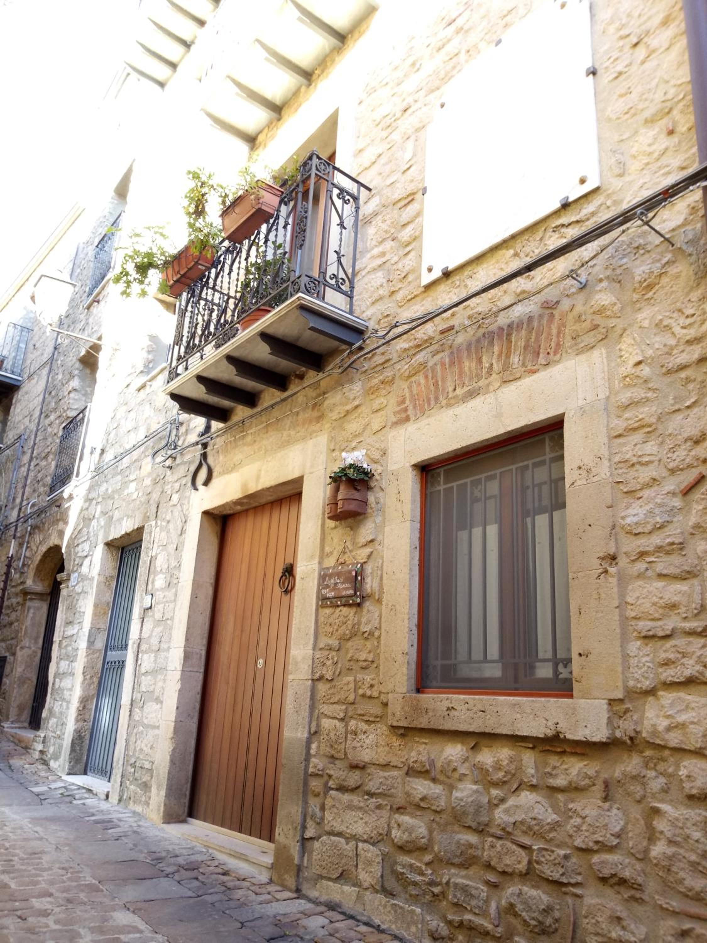 casa padre Jerone view 5