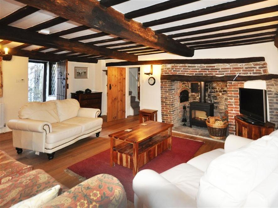 Ivy Cottage view 3