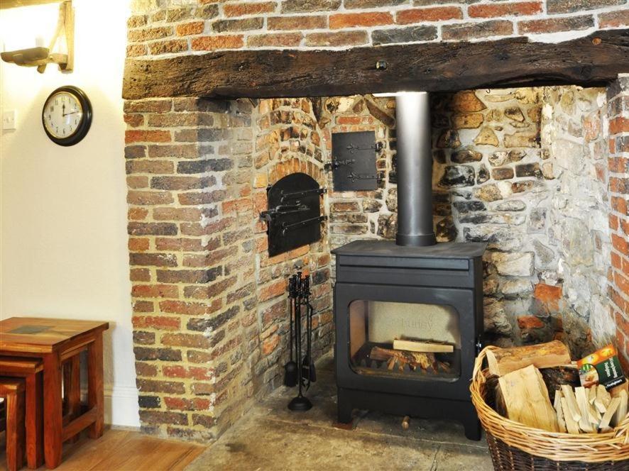 Ivy Cottage view 4