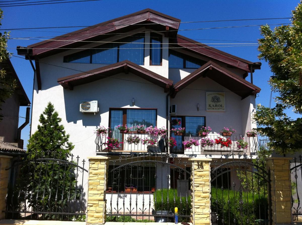 Hotel Karol - Image 1