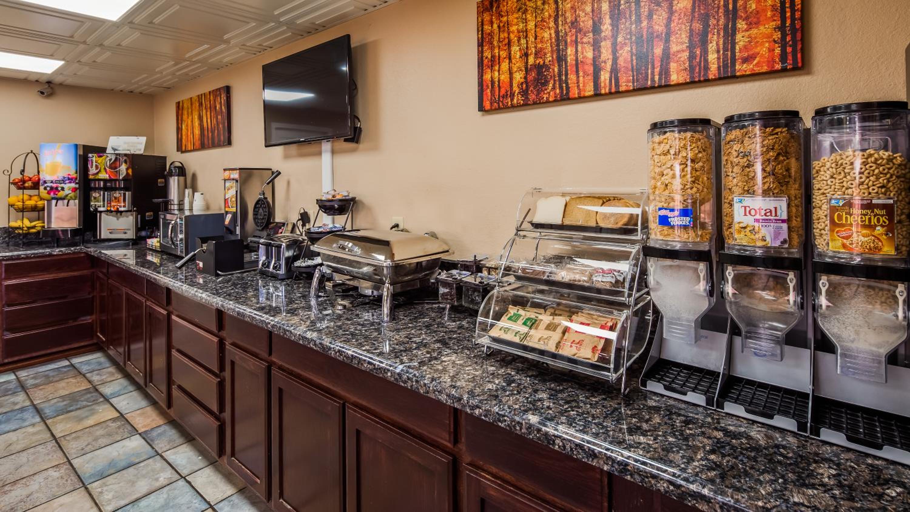 Hobbs Vacations - Best Western Executive Inn - Property Image 7