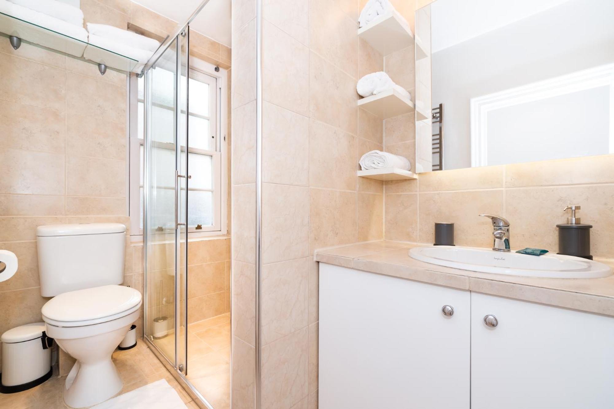 New 2 Bed Apartment in Covent Garden