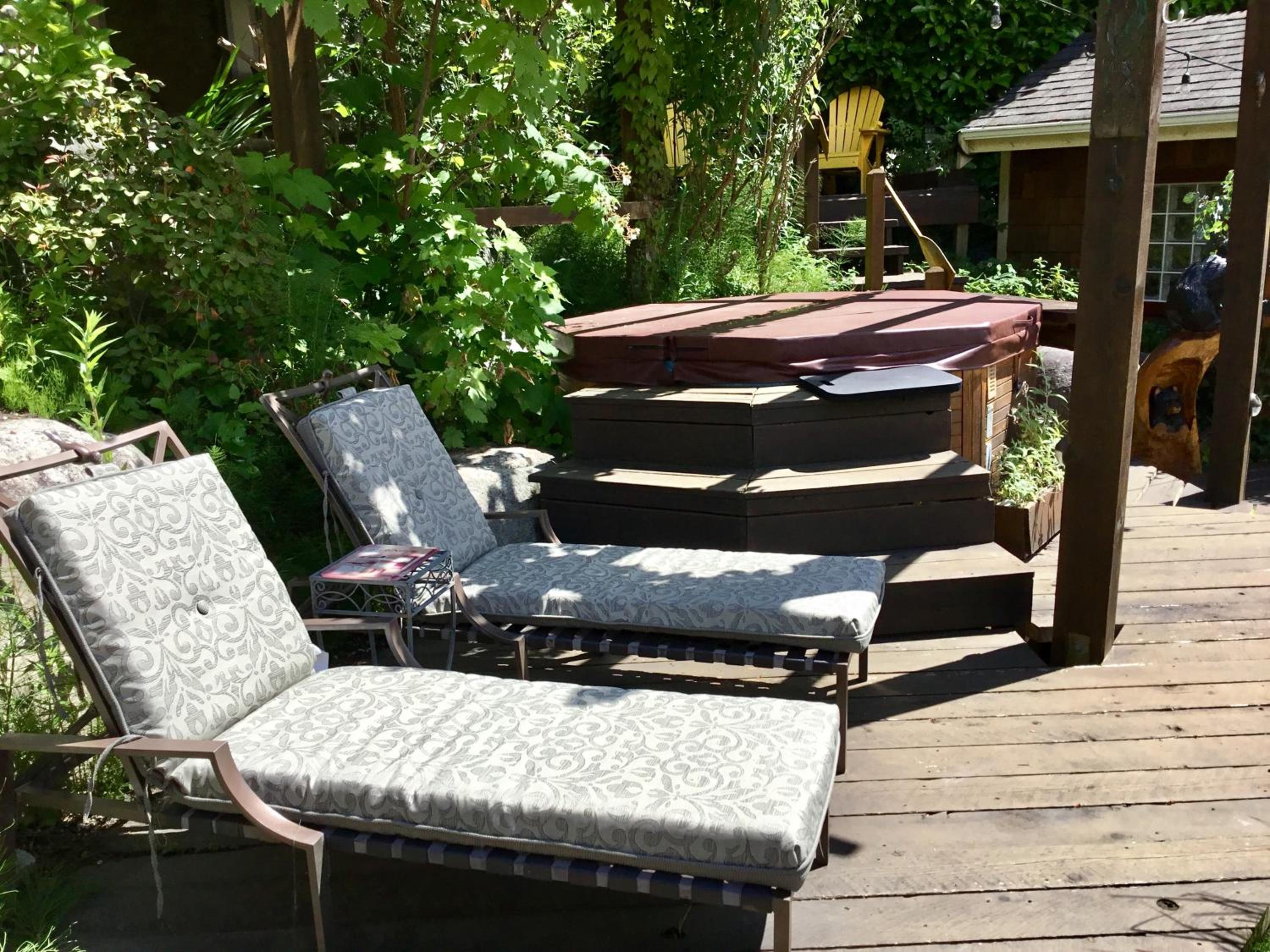 The Tuwanek Bed and Breakfast
