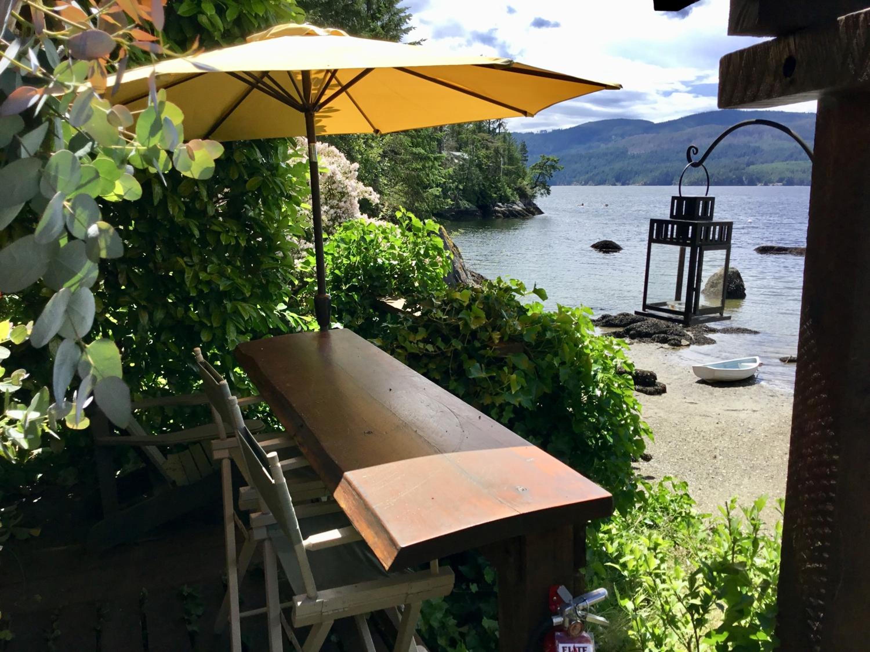 The Tuwanek Bed and Breakfast