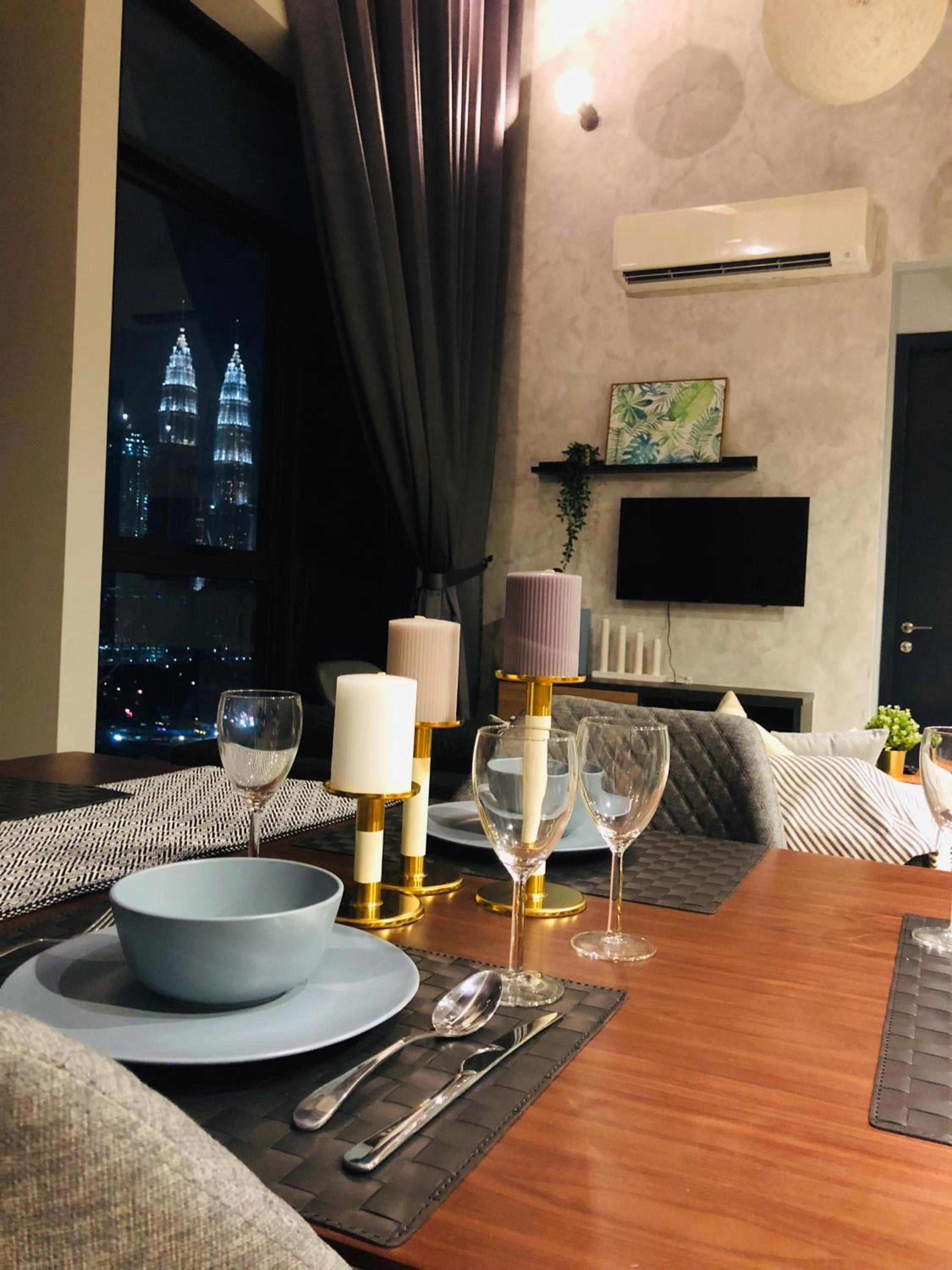 Expressionz Suites near KLCC, IJN by Wodages