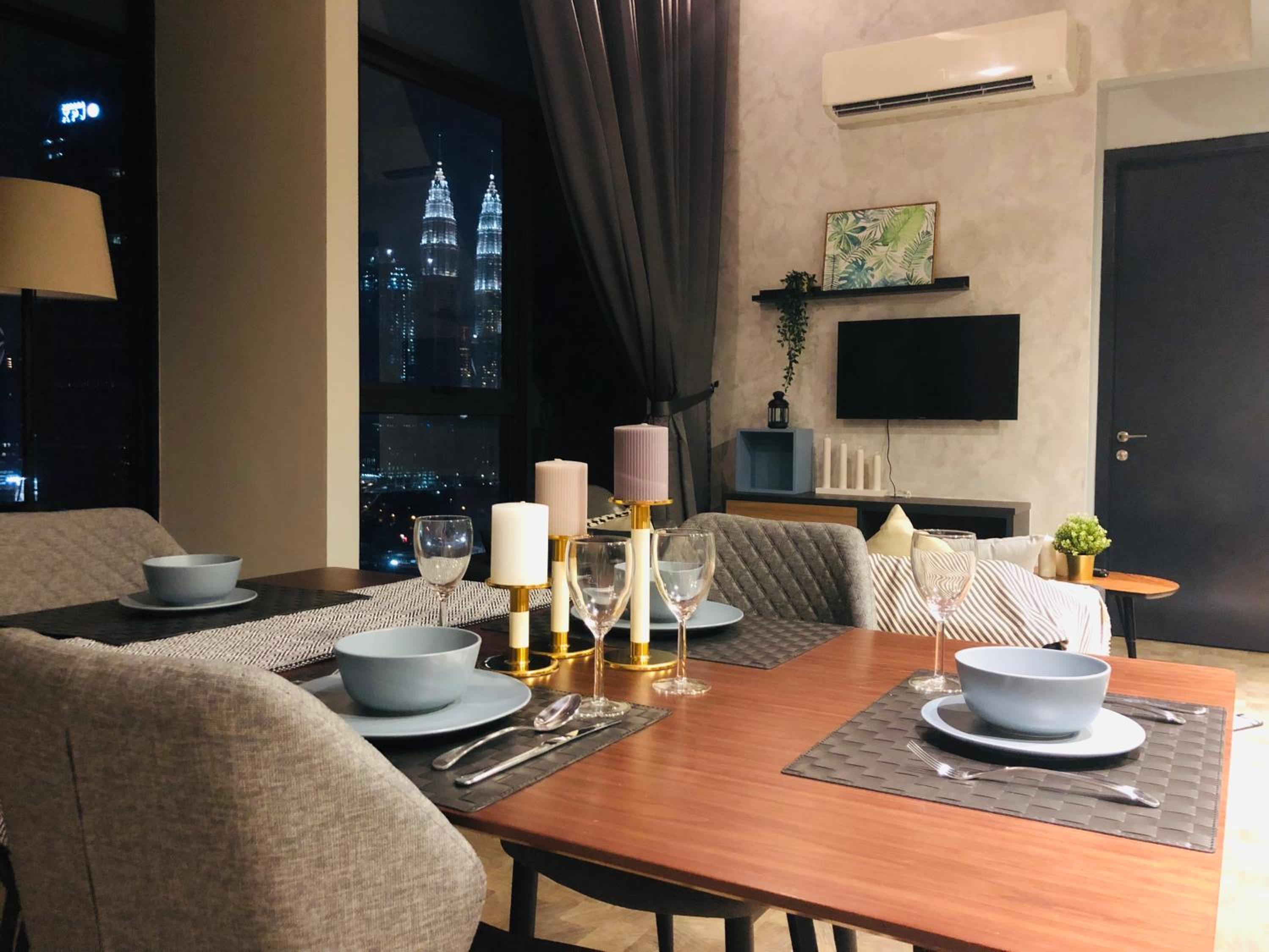 Expressionz Suites near KLCC, IJN by Wodages