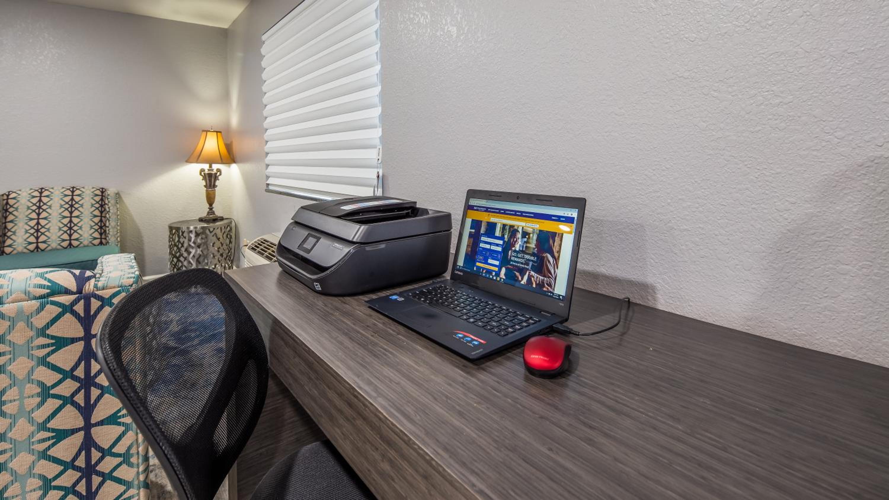 Deming Vacations - Best Western Deming Southwest Inn - Property Image 2