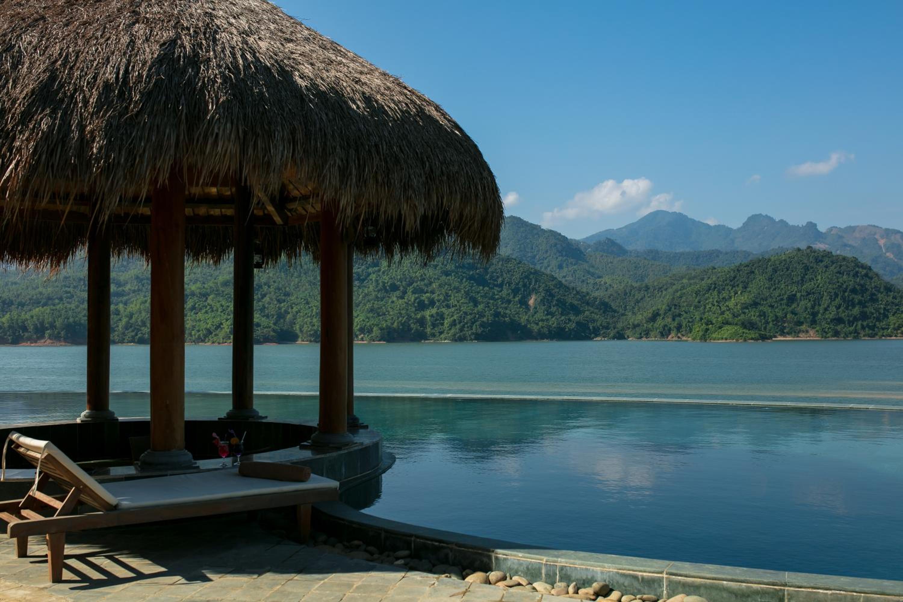 Mai Chau Hideaway Lake Resort