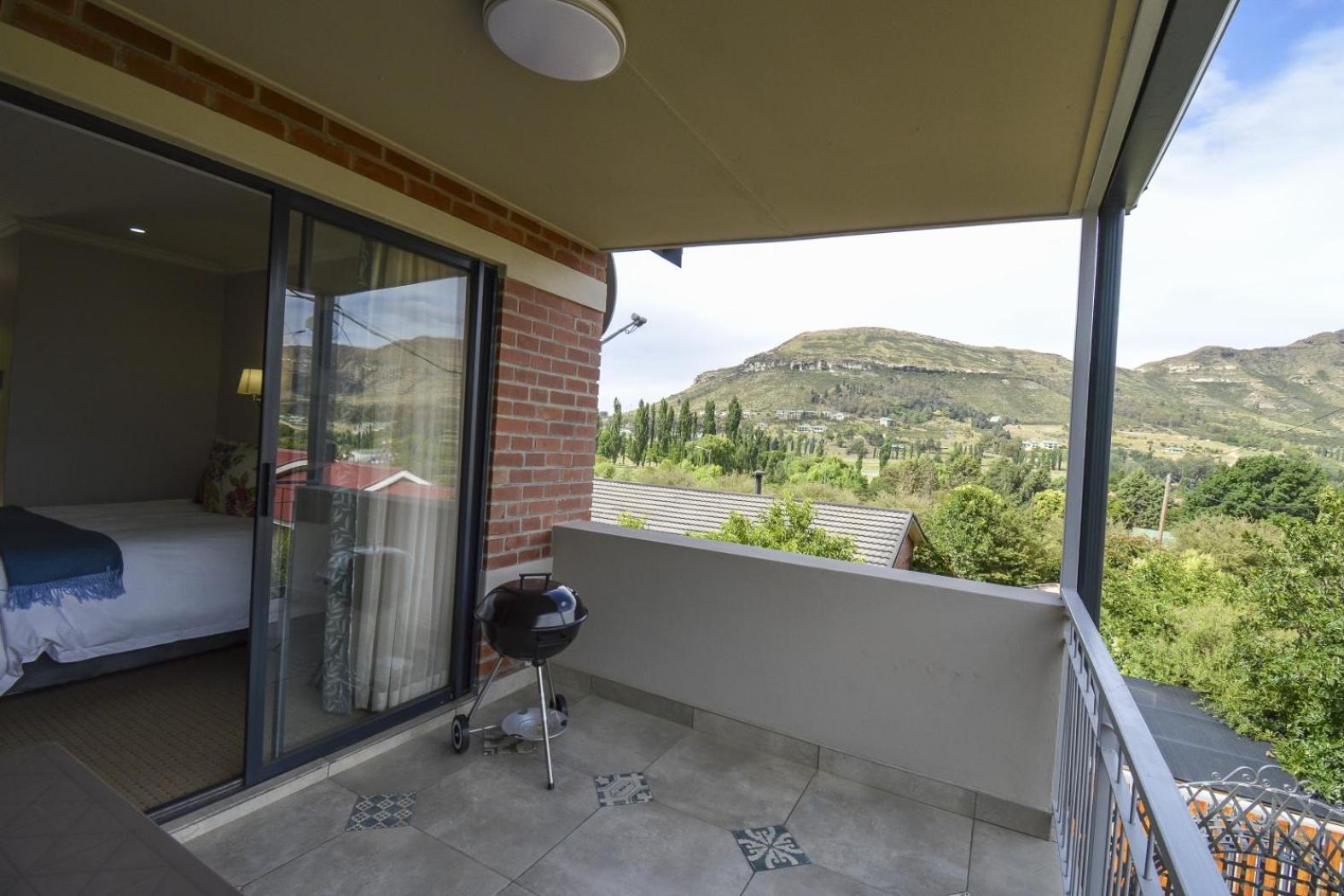 Clarens Retreat