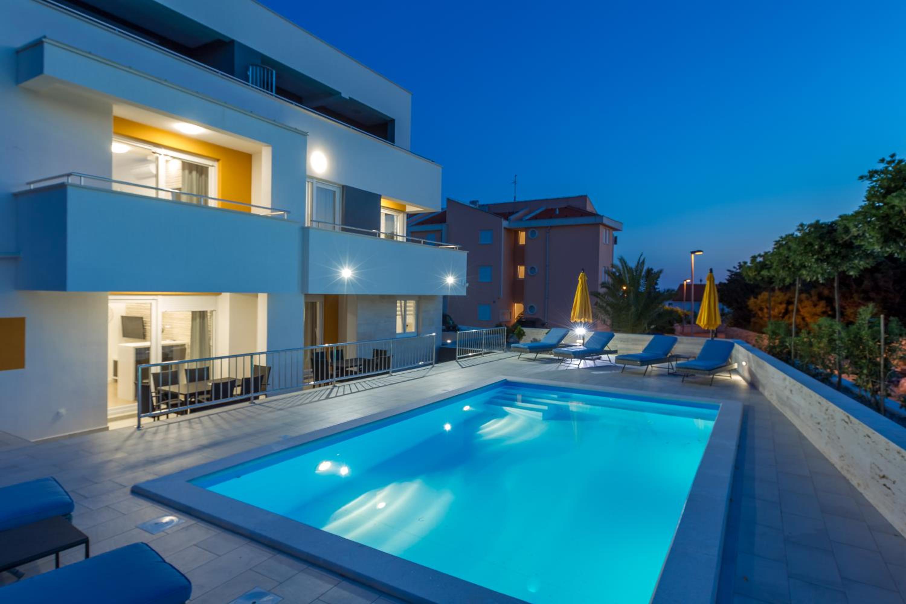 Apartments & Rooms Villa Casia view 2