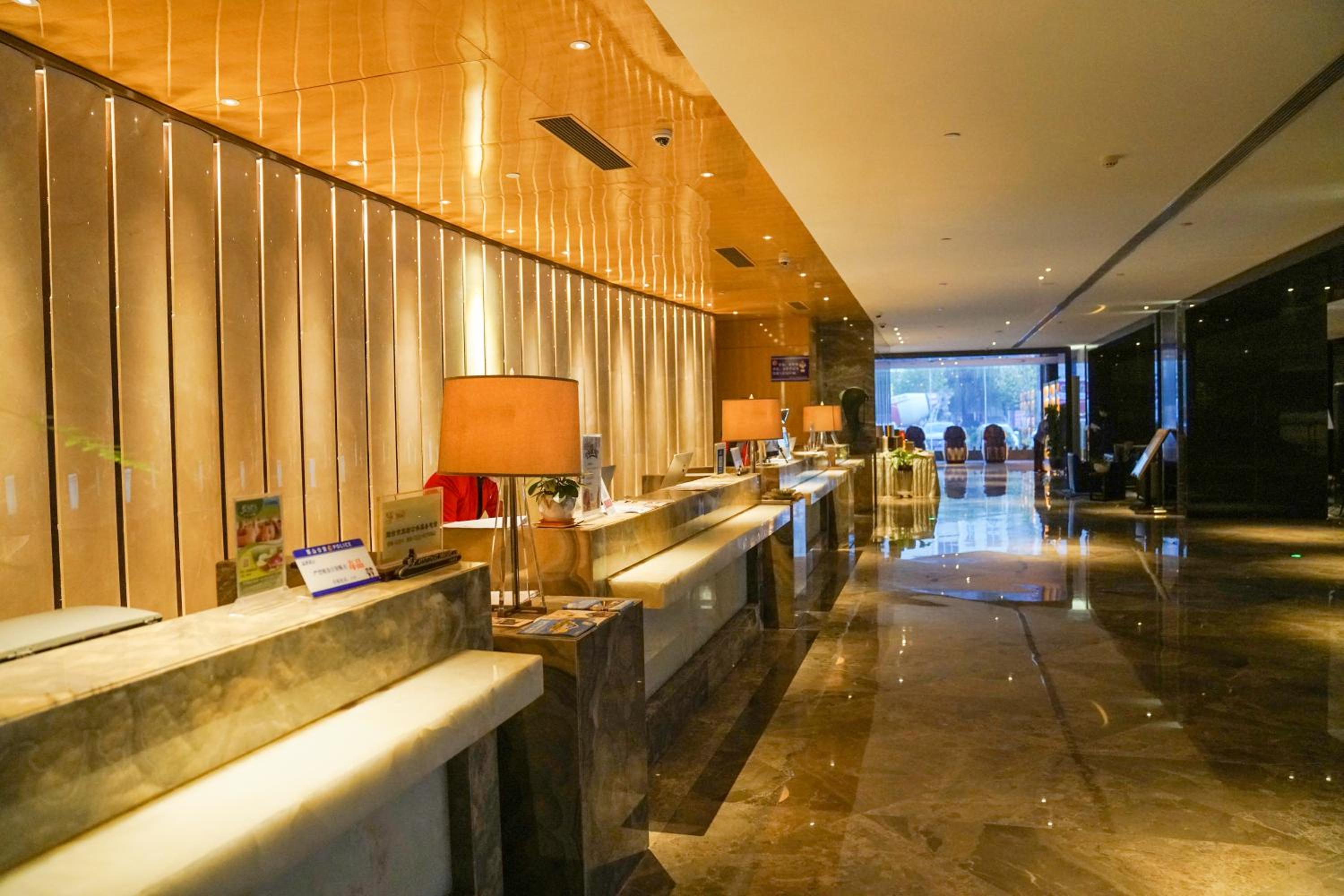 Yantai Meiya International ApartHotel (Previous Ramada Plaza)