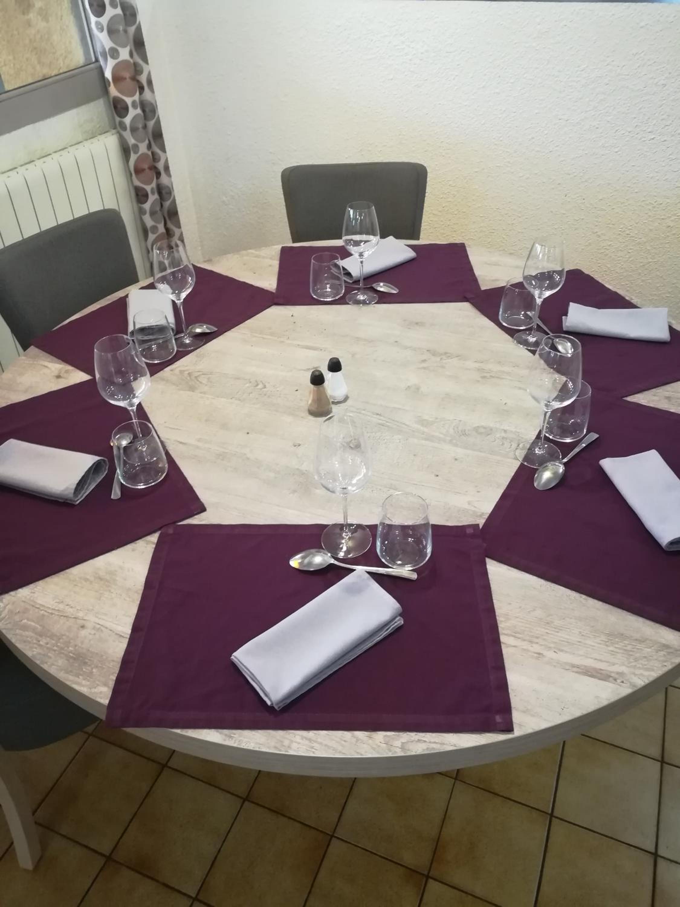 Valence Vacations - The Originals City, Hotel Valence Est - Property Image 1