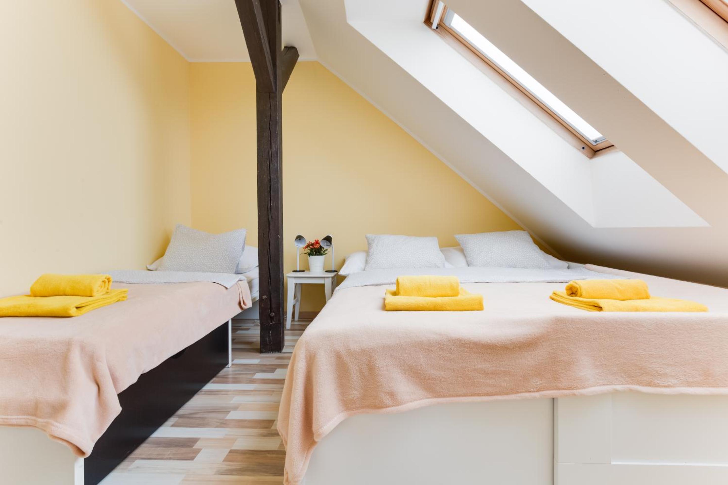 Jane's Attic Apartment
