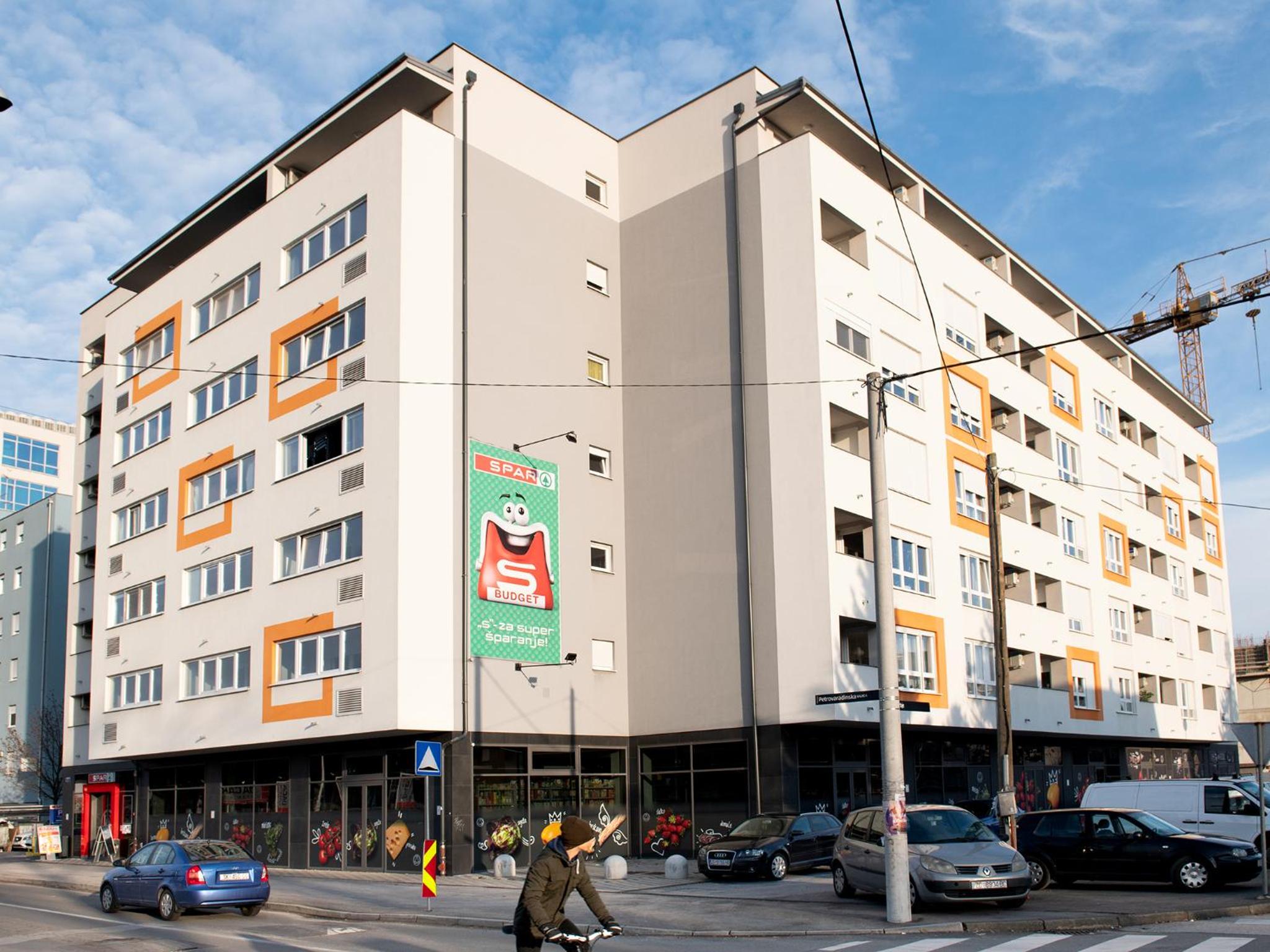 Flexible SelfCheckIns 7 - Zagreb - Garage - Electric vehicle ccharger - Loggia - New - Luxury - Apartments Repinc 7