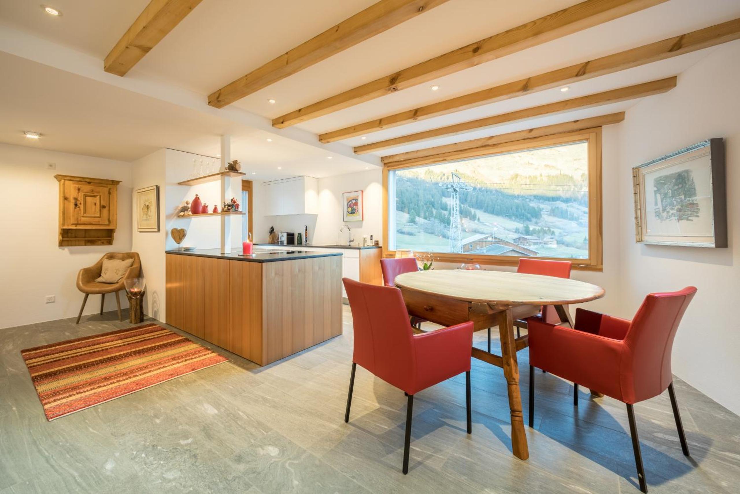 LAAX Homes - Casa Alpetta view 3