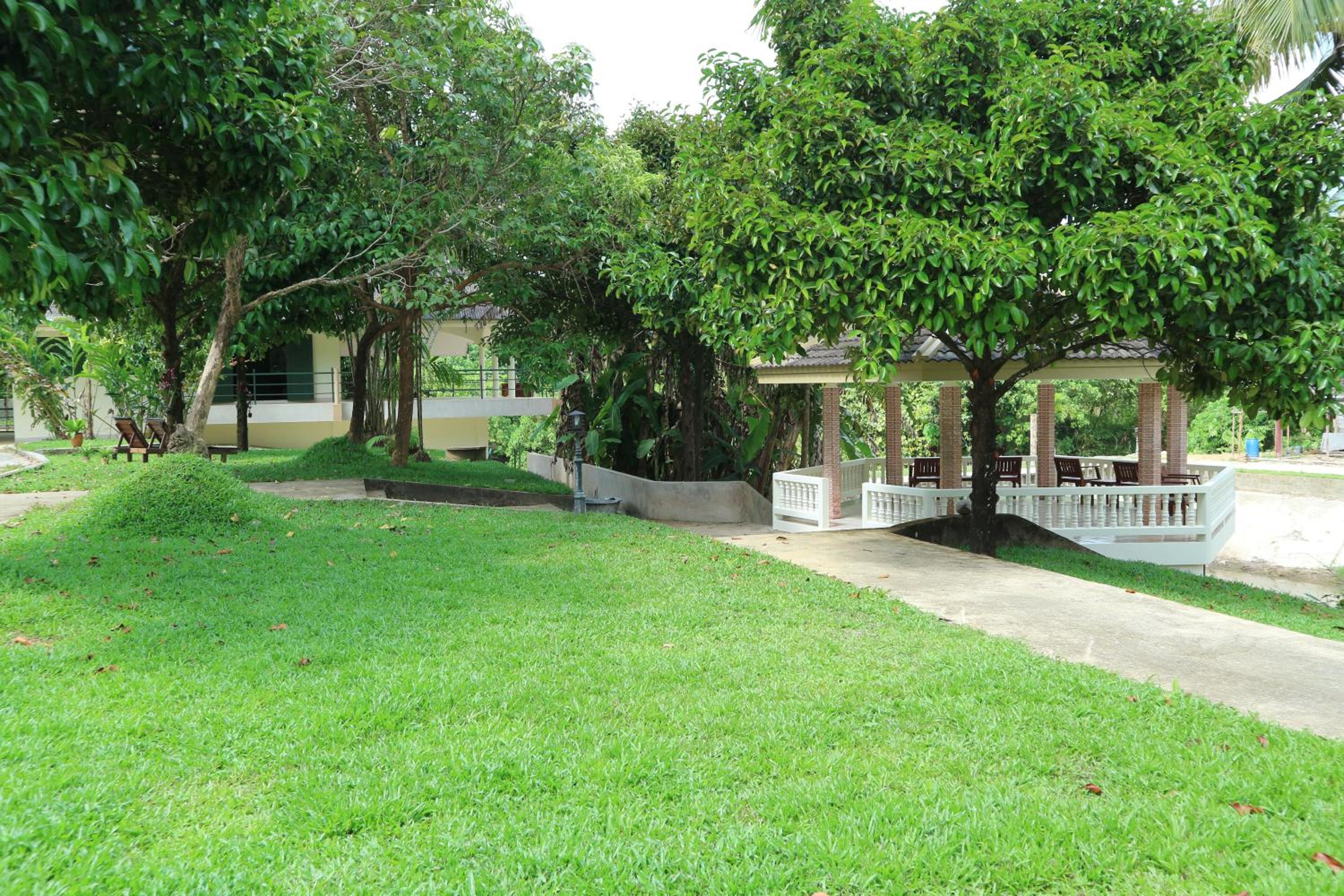 Bann Mangkud Khaolak