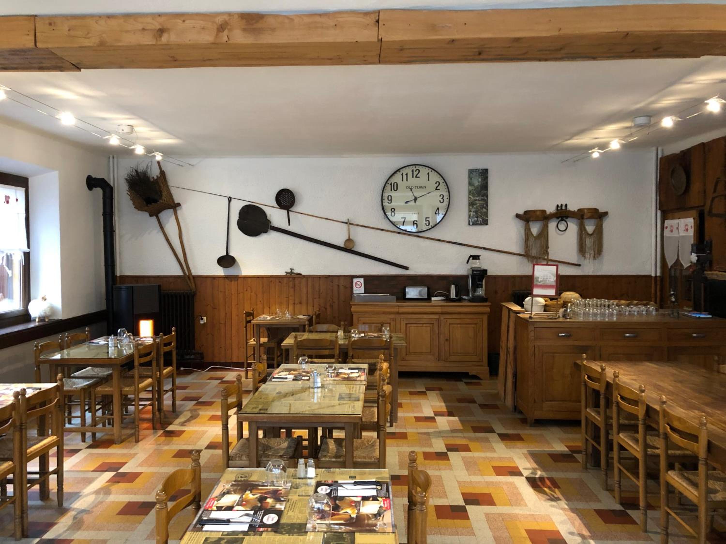 restaurant