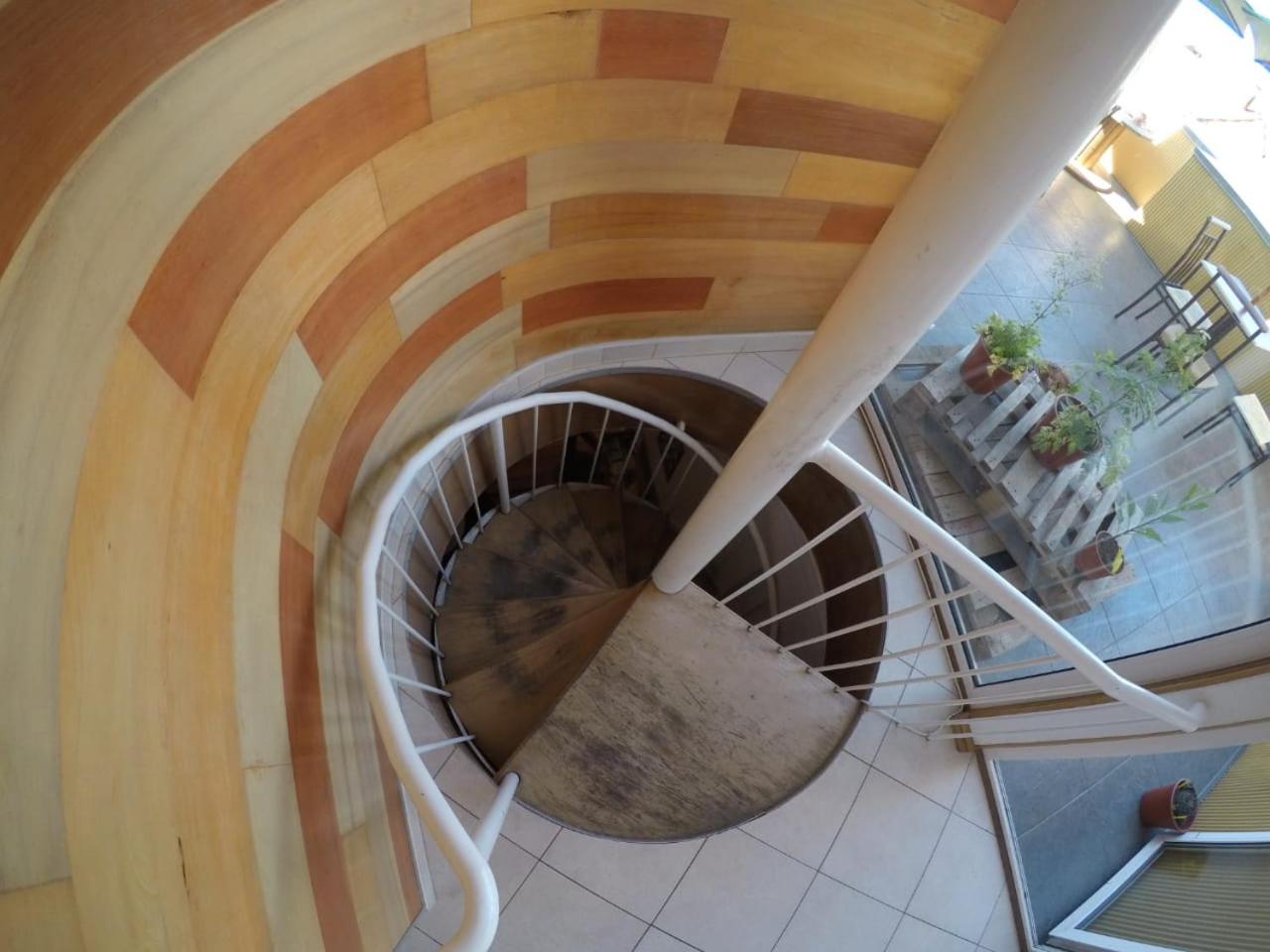 Lemuria Hostel