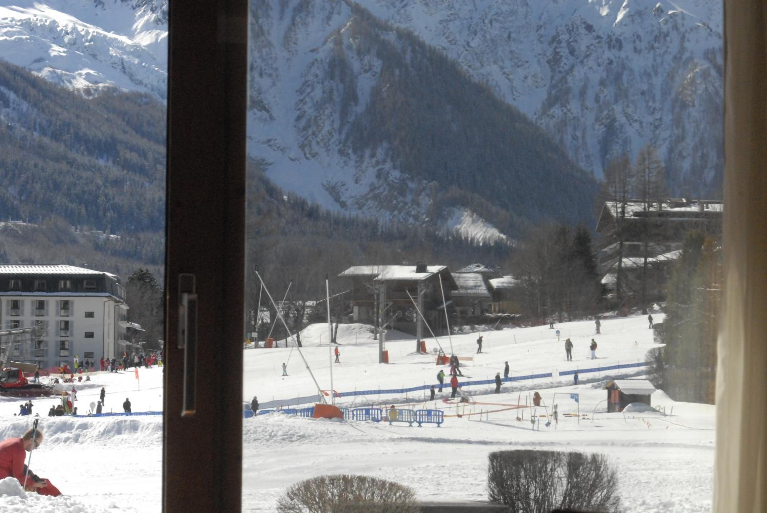 Front Ski Slope Chamonix Apartment