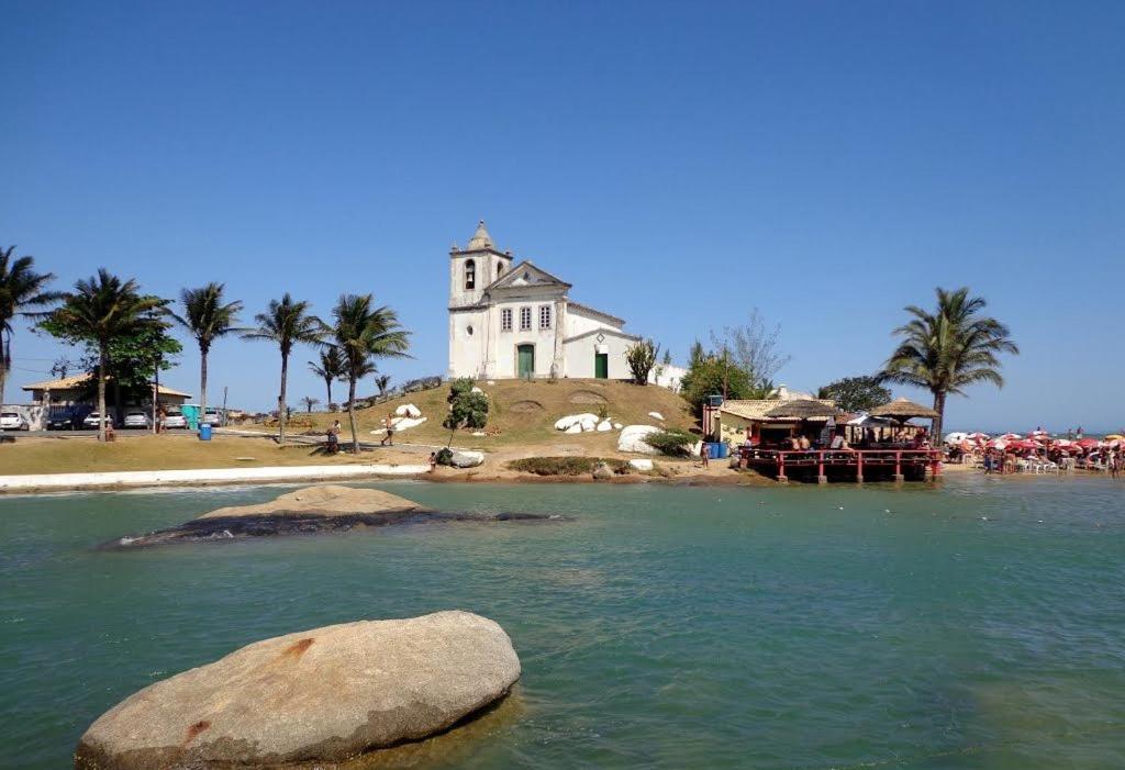 Frente a Praia. Ótima casa barra de são João Rio das ostras,fino acabamento