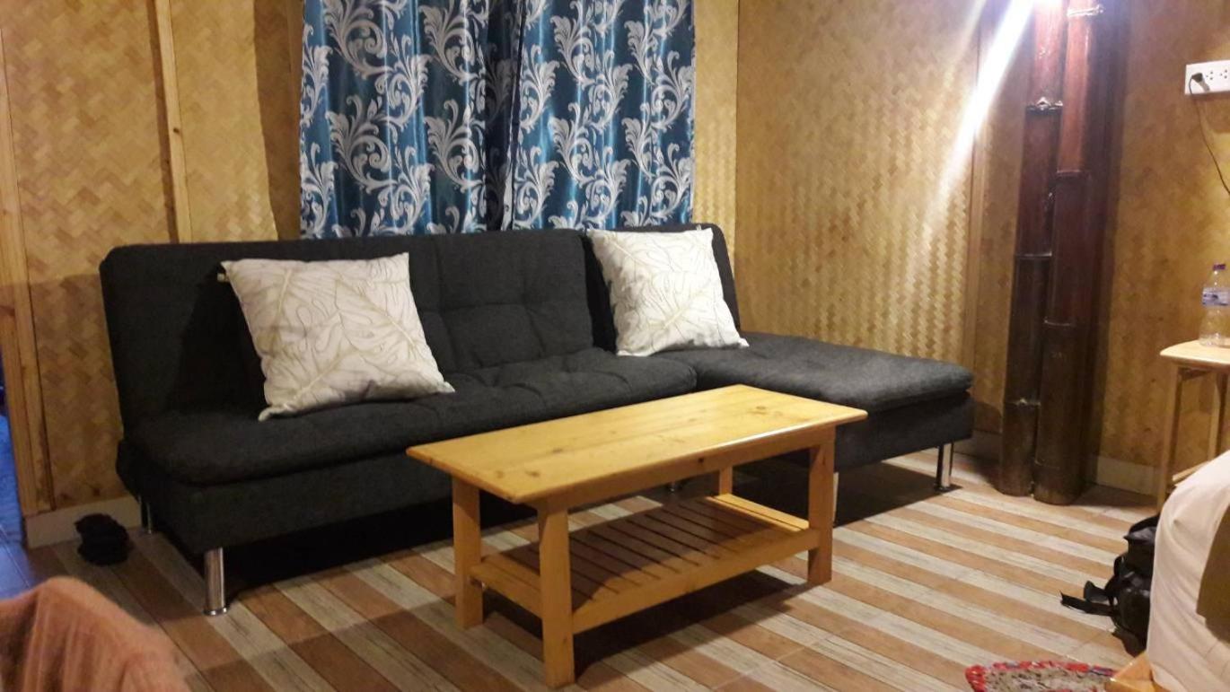 Lazy Hut