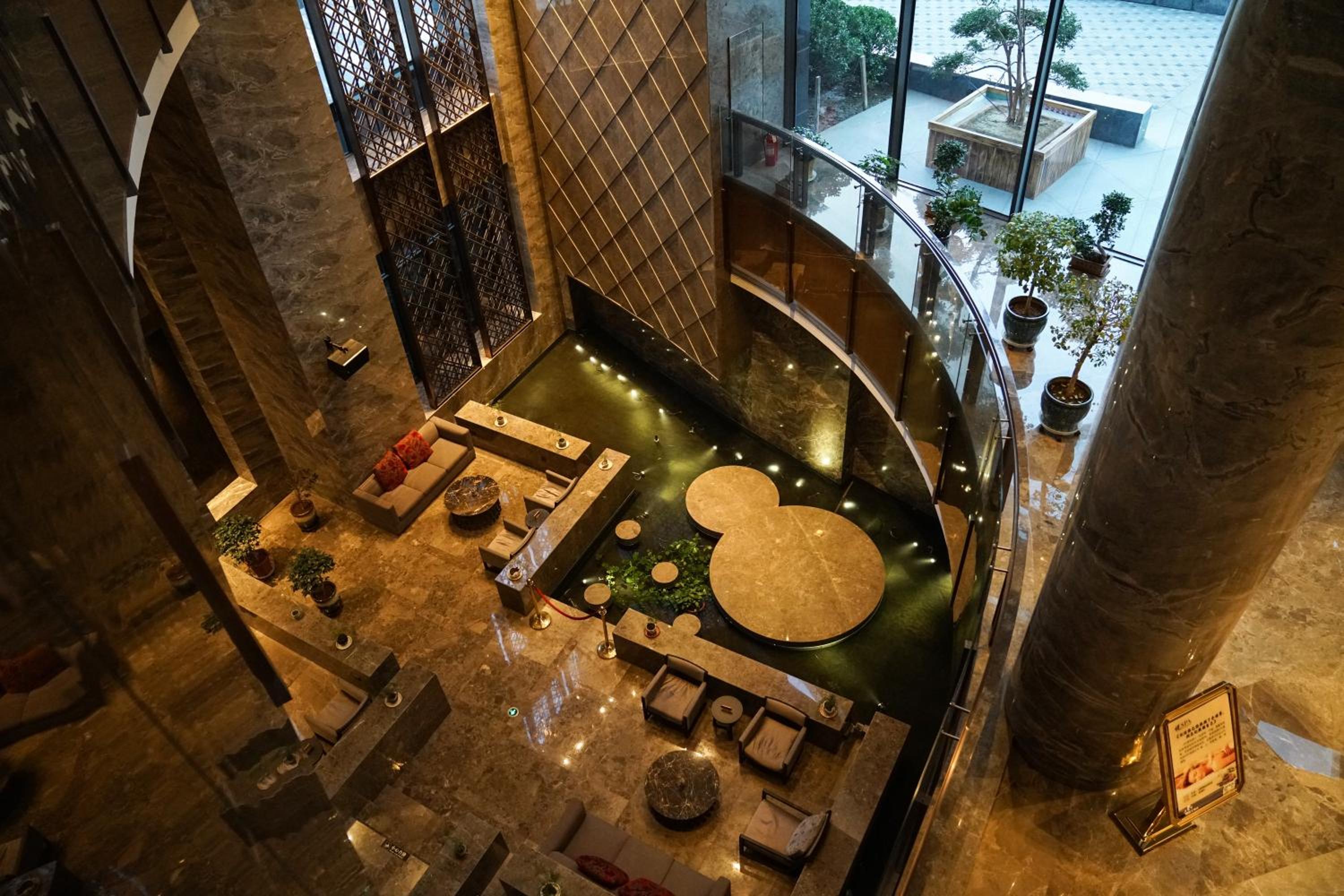 Yantai Meiya International ApartHotel (Previous Ramada Plaza)