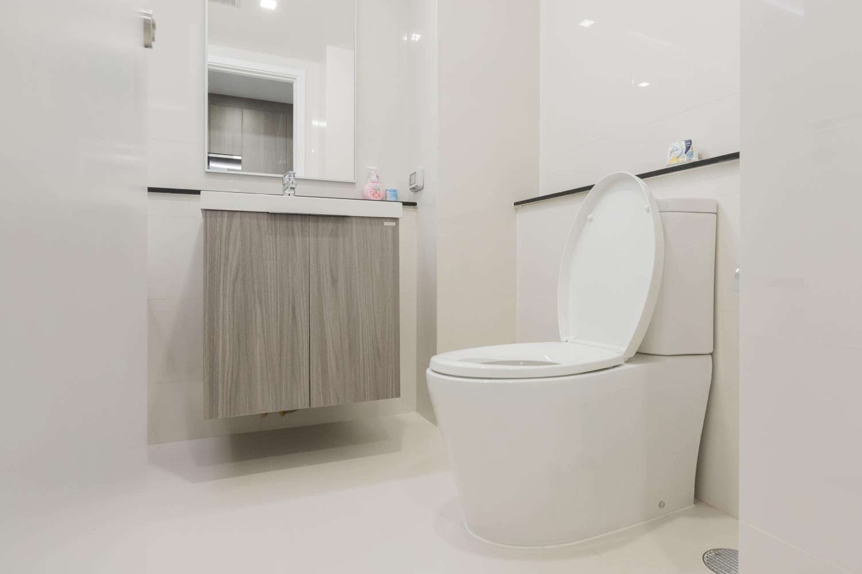 Sukhumvit Asok Modern Suite