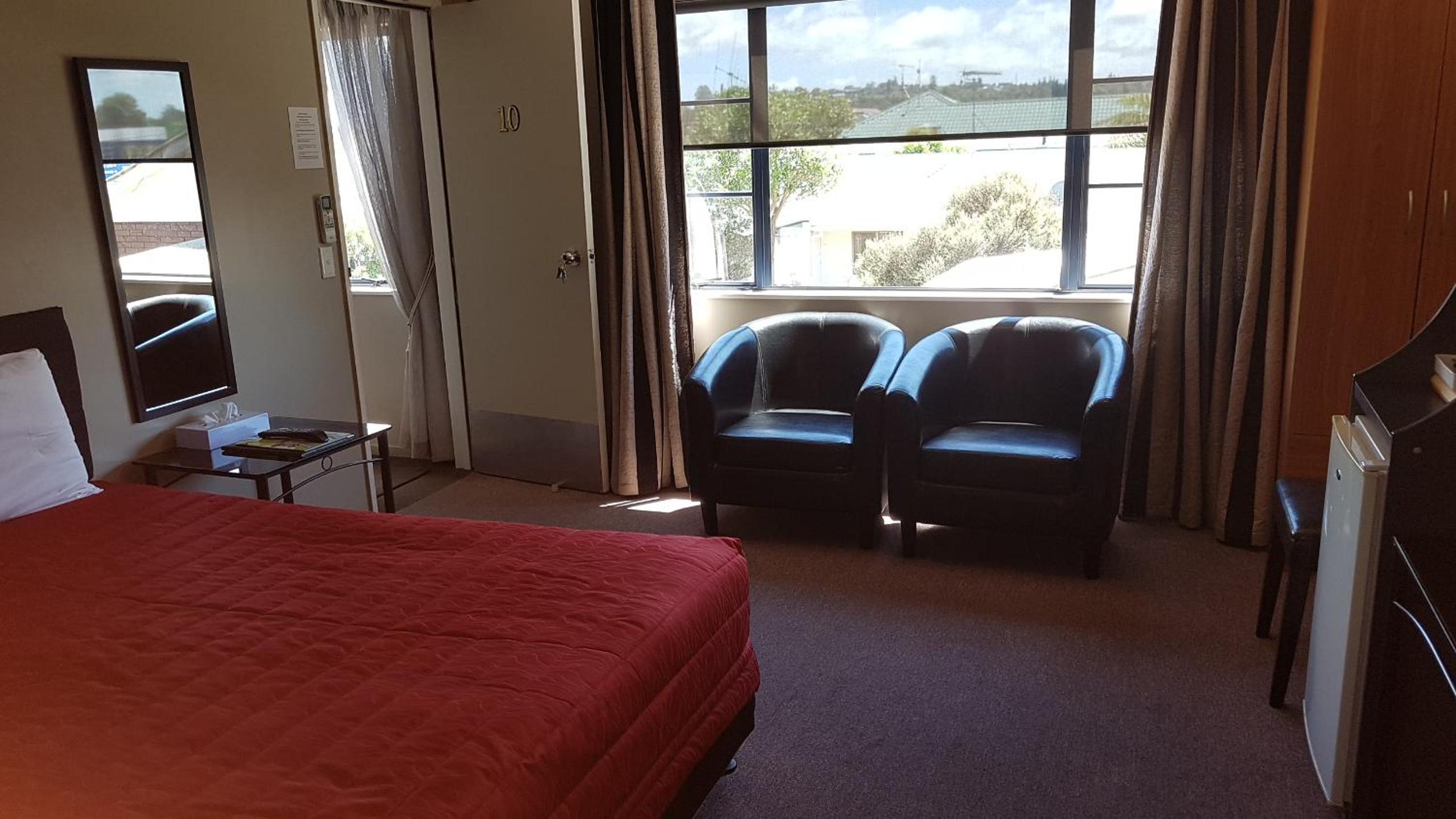 Palm Court Motel