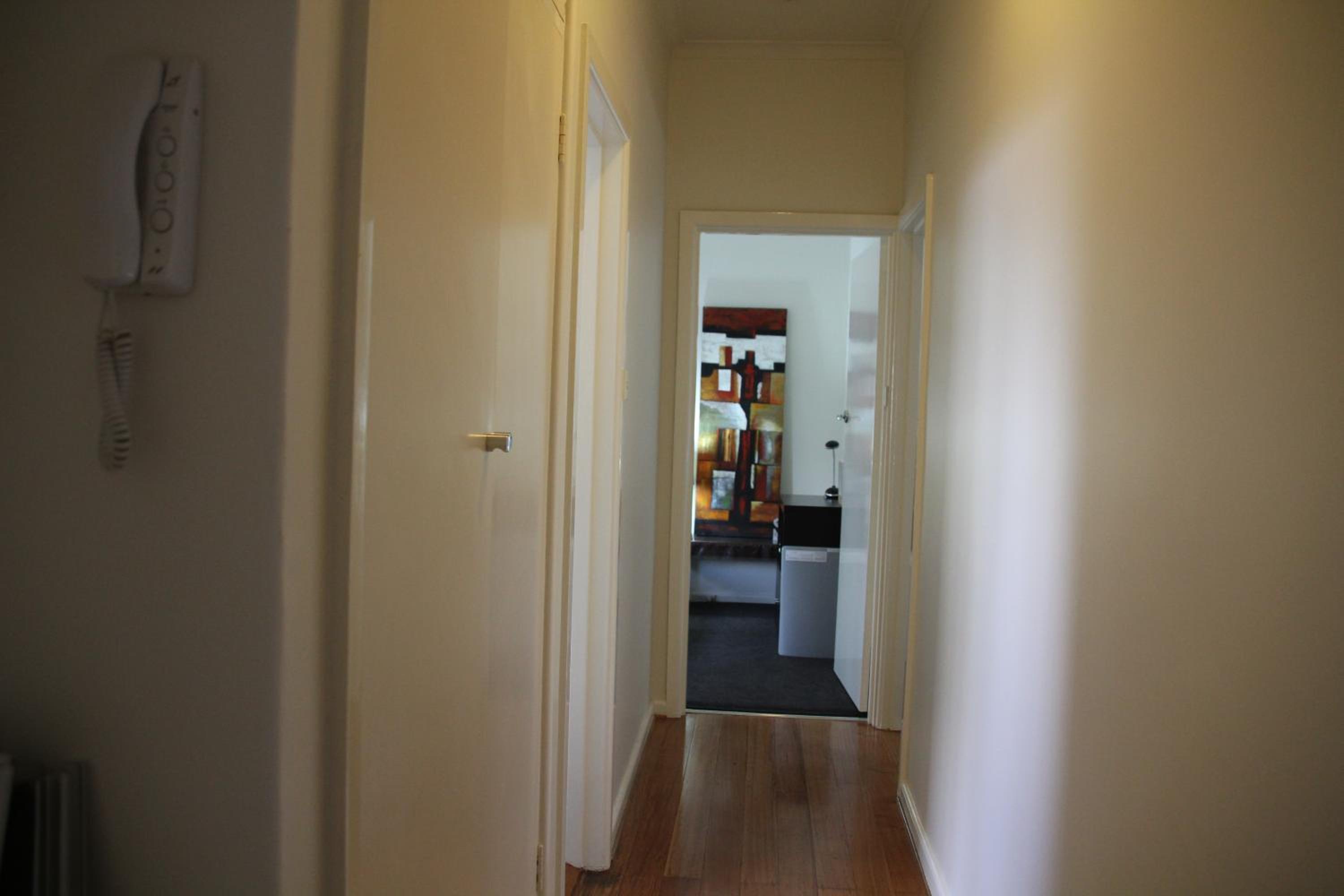 142 Hotham Street