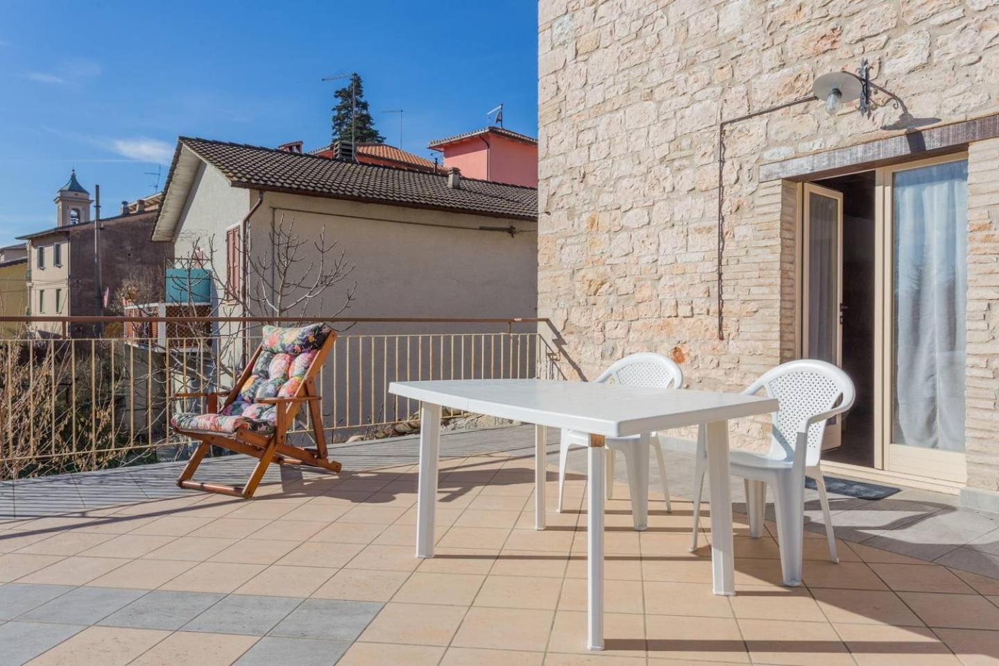 Villa Costanzi - Breezy Terrace On The Cucco view 4