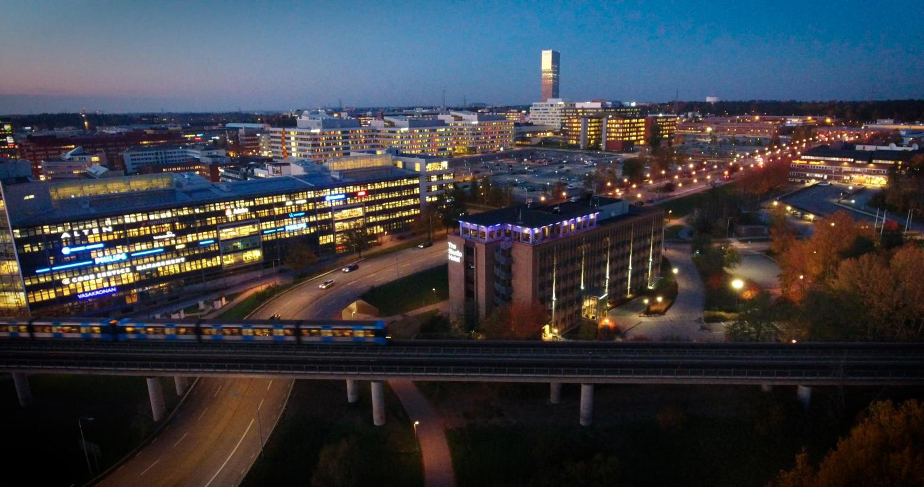 Hotel The Studio Hotel - Image 1