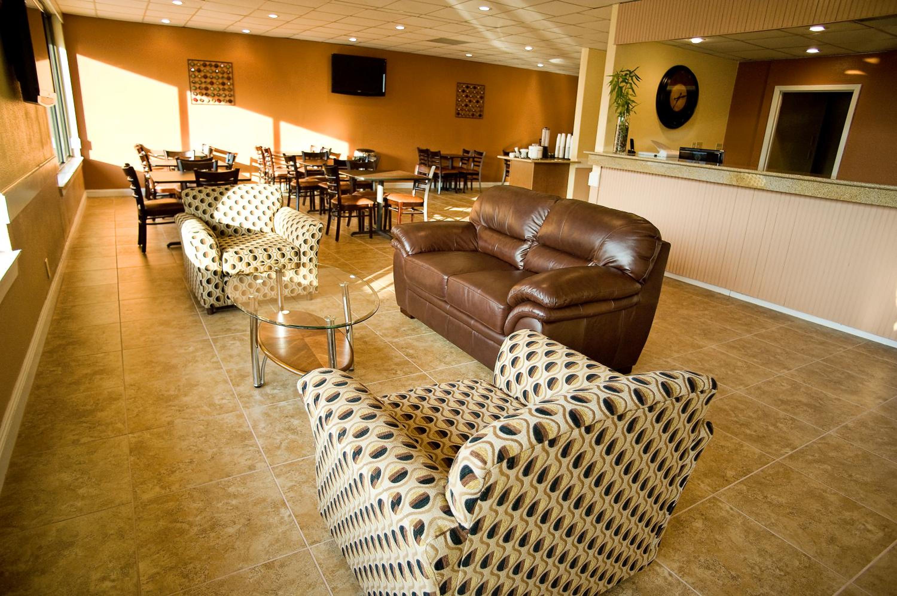 Palestine Vacations - Express Inn  Suites - Property Image 12