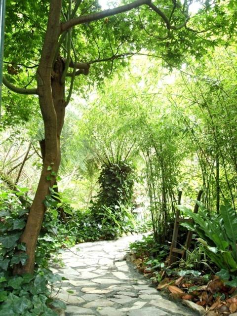 Aldgate Valley Bed and Breakfast