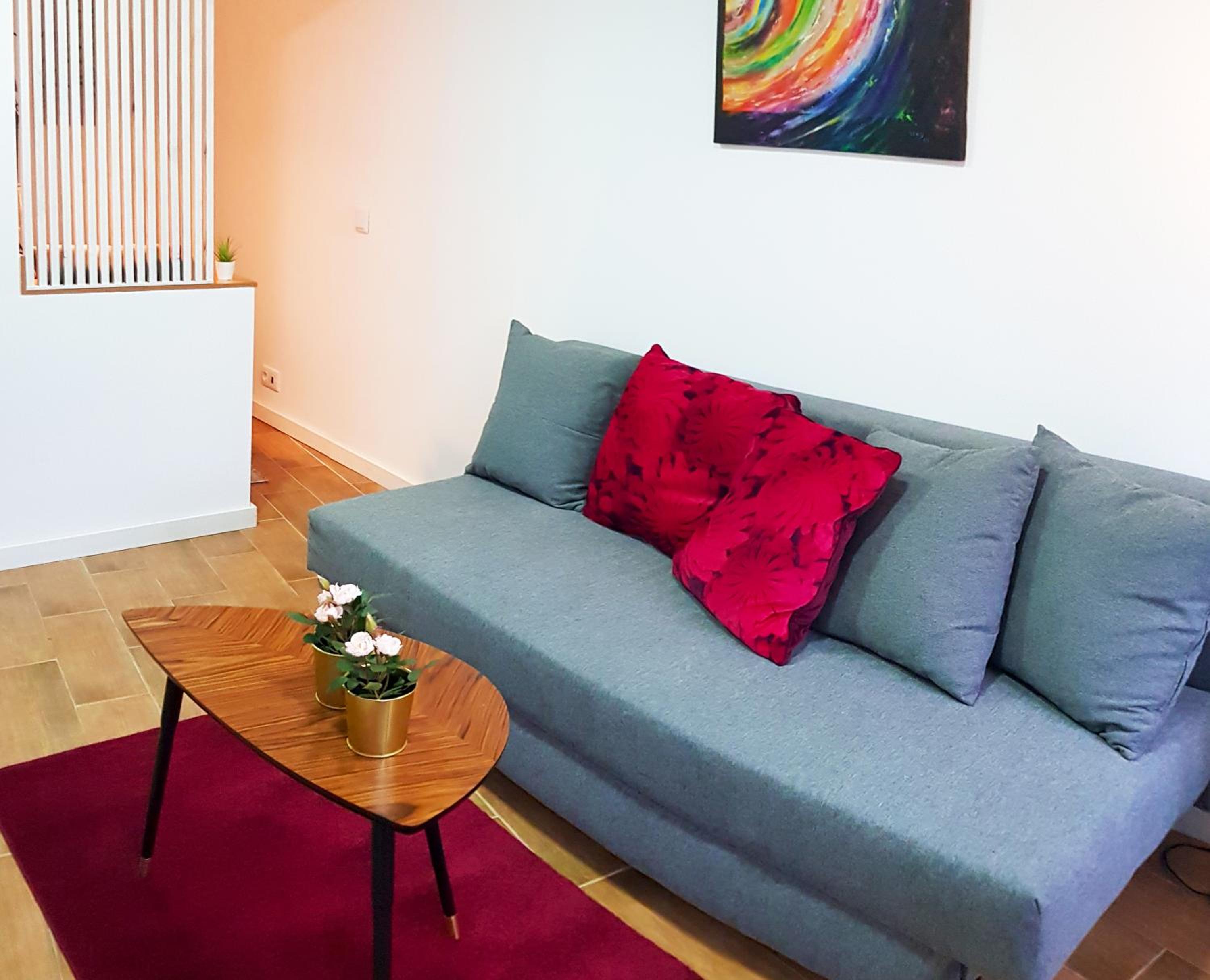 * 5 Star Apartment in Historic District * walk 2 Alfama! view 2