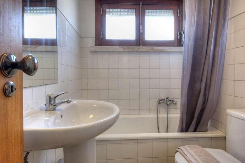 Santa Apolonia 7D - 6 Bedrooms view 4