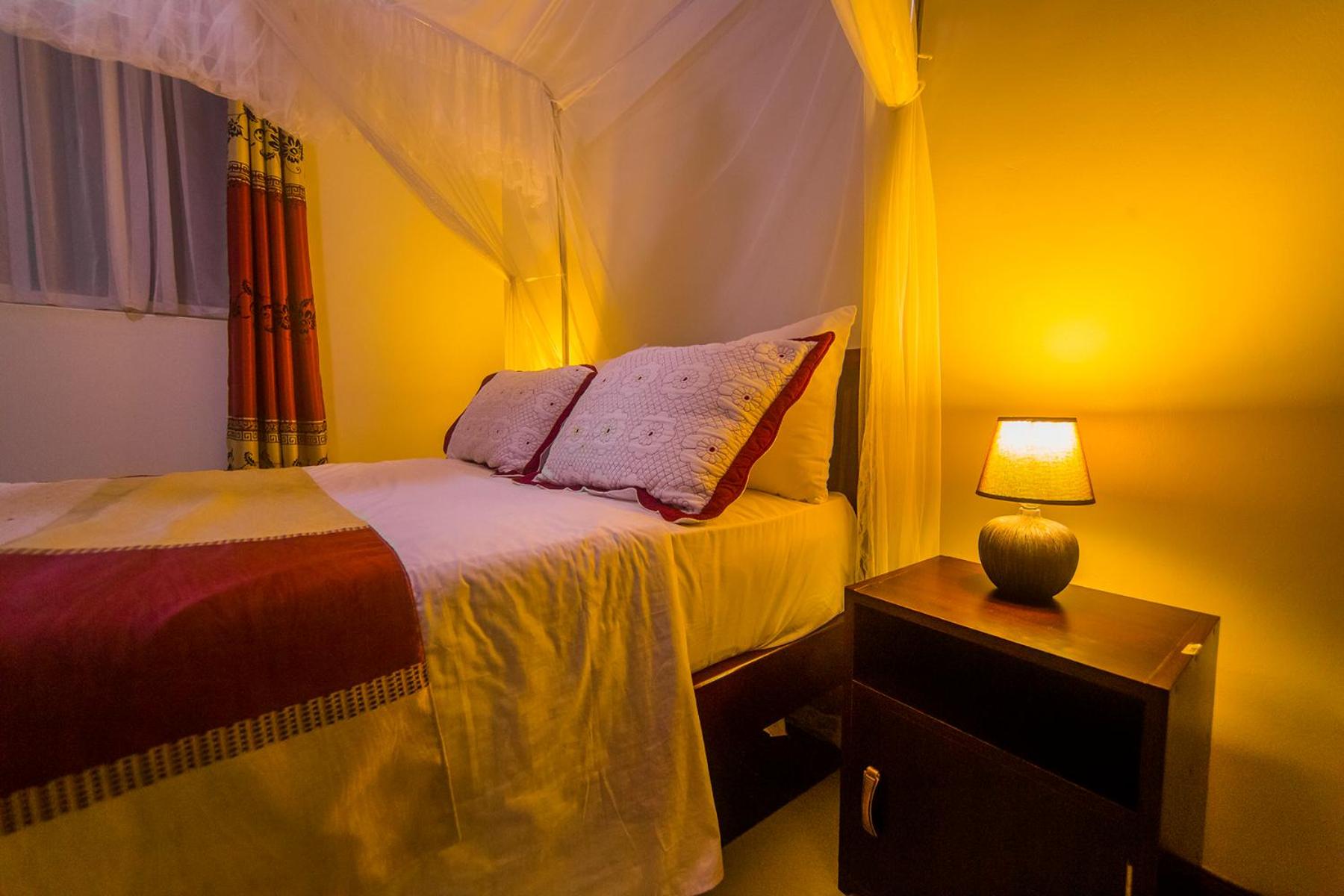 Hotel Royal Nest Entebbe