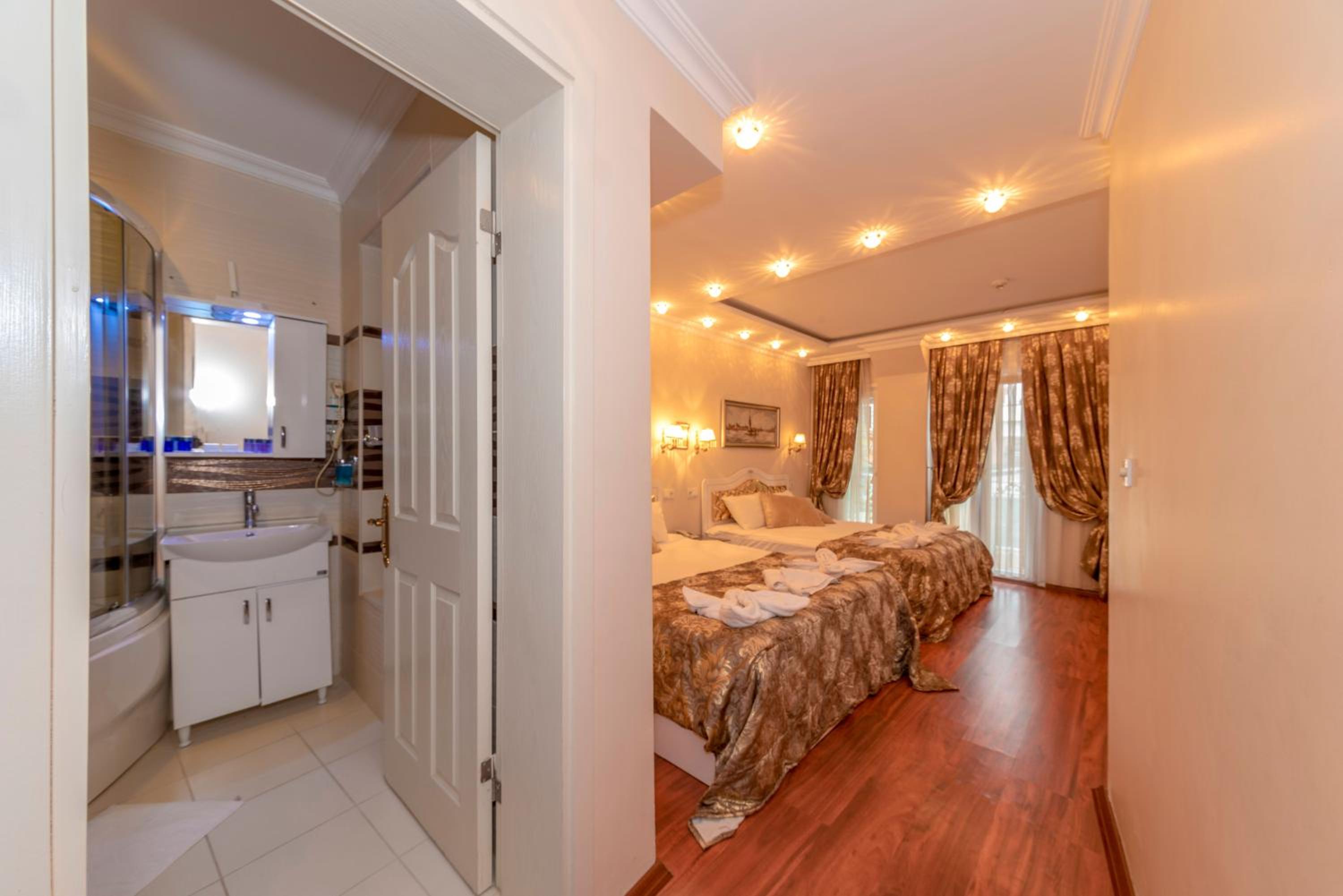 Charm Otel - Image 11