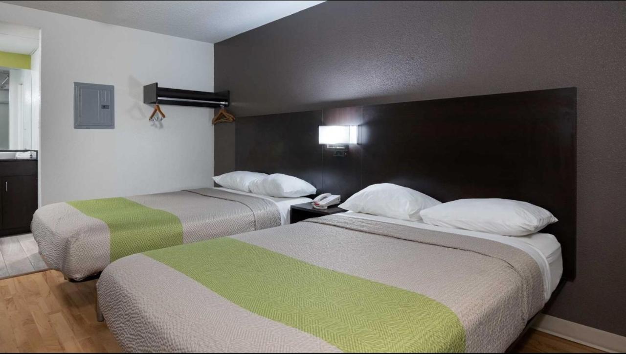 Motel 6-Columbus, GA - Downtown