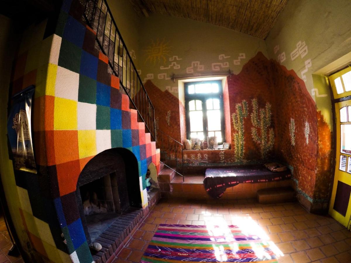 El Farolito Hostel
