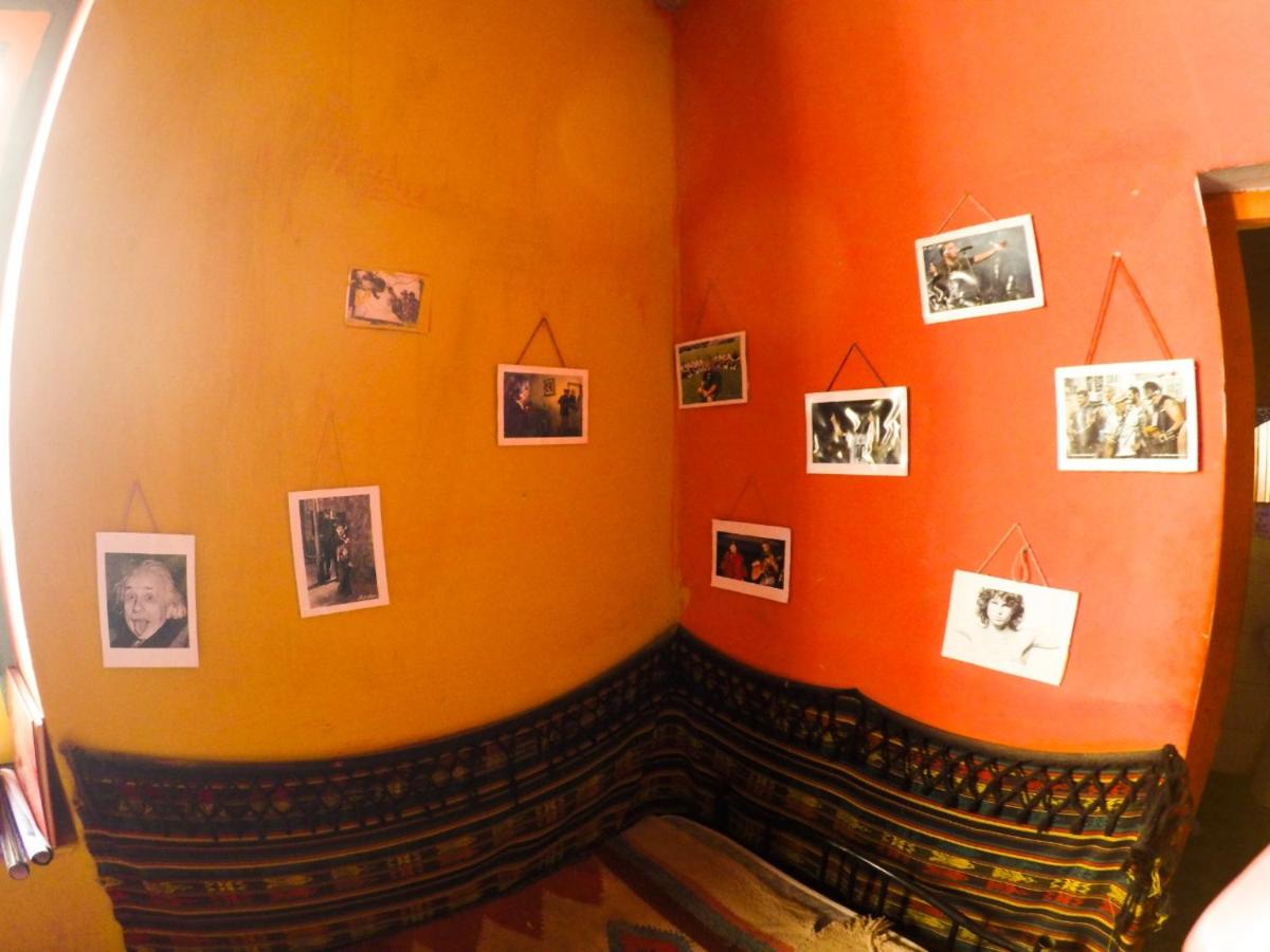 El Farolito Hostel