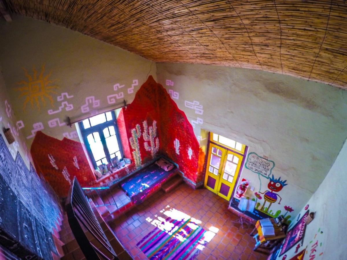 El Farolito Hostel