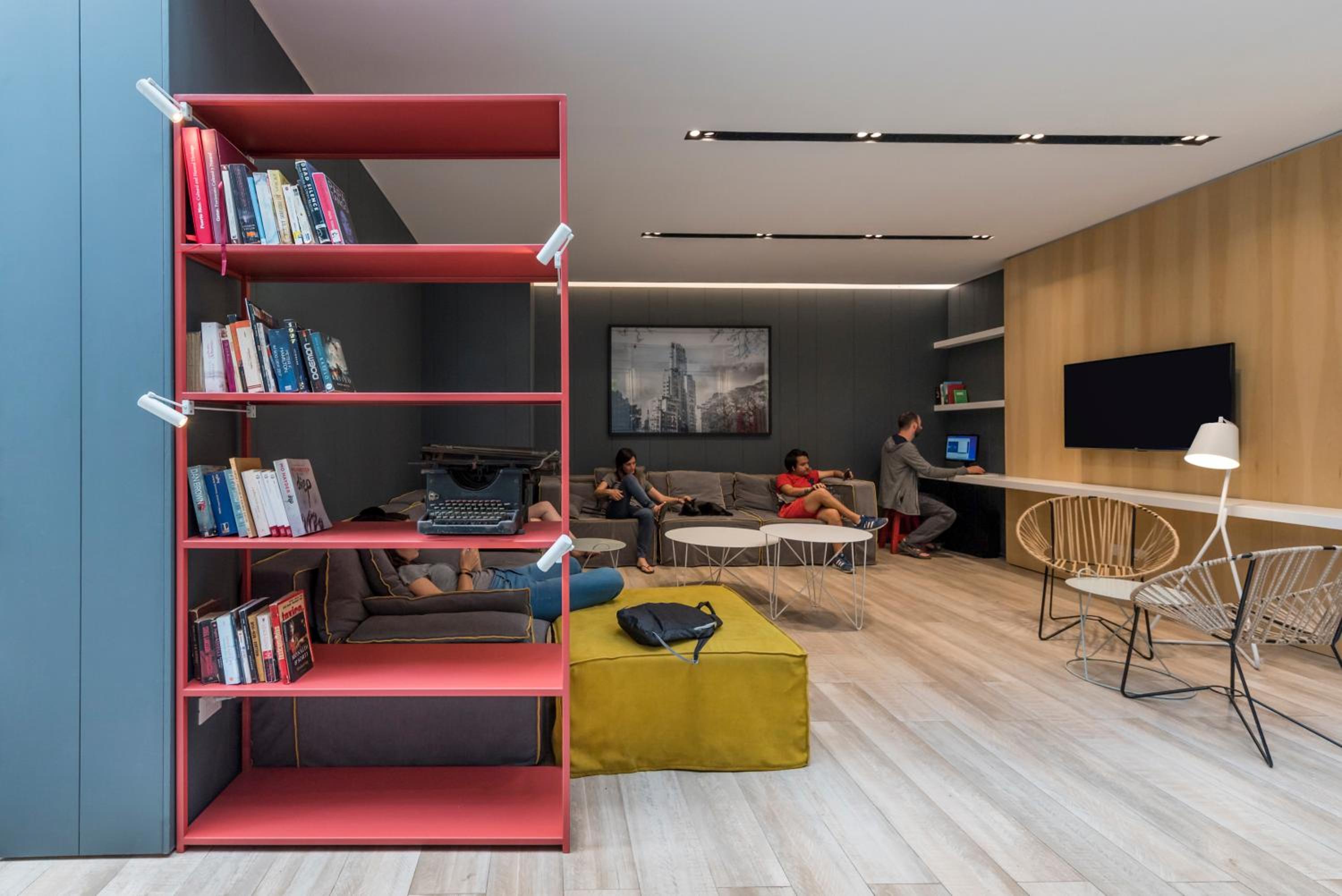 lounge