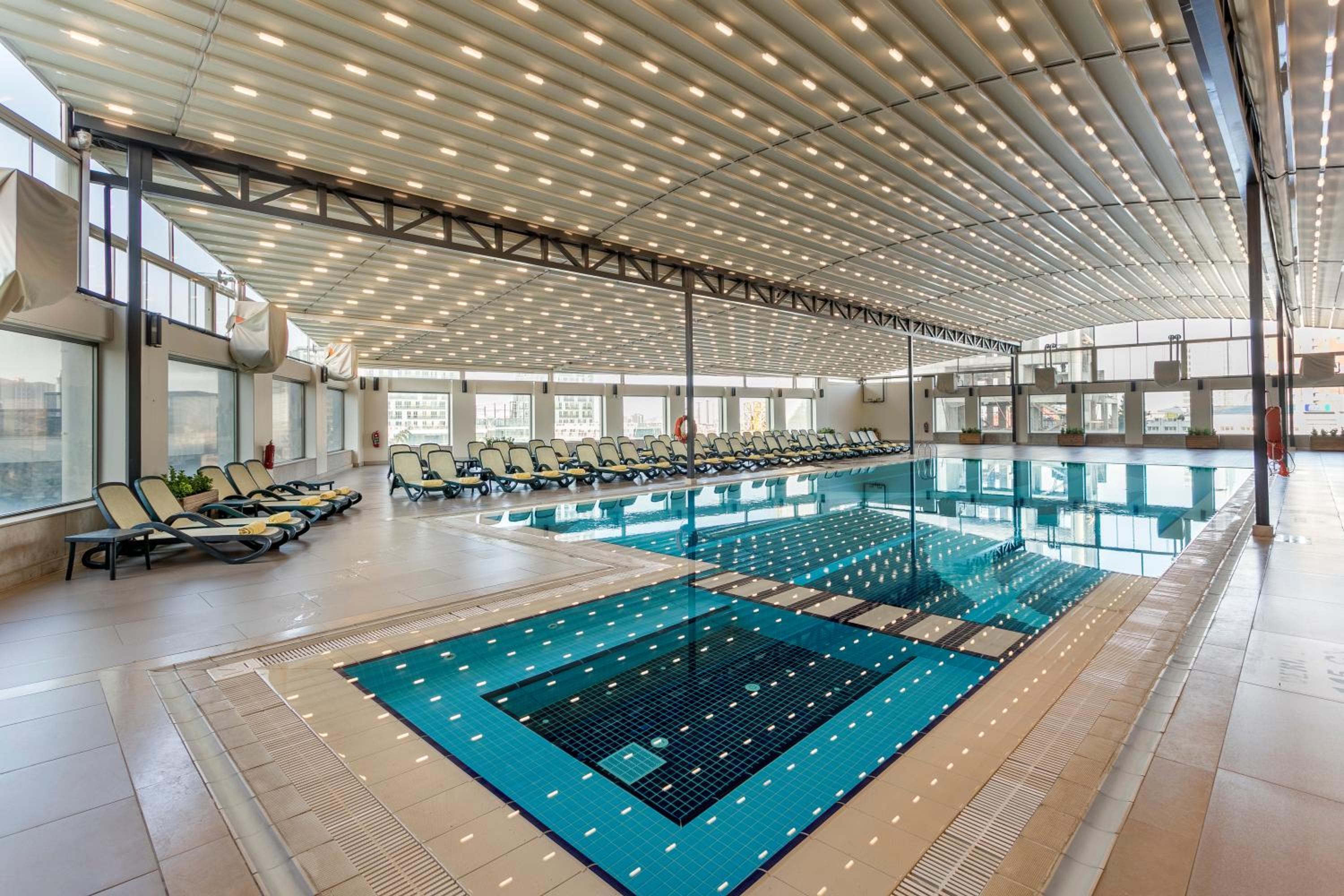 Titanic Business Kartal - Image 10