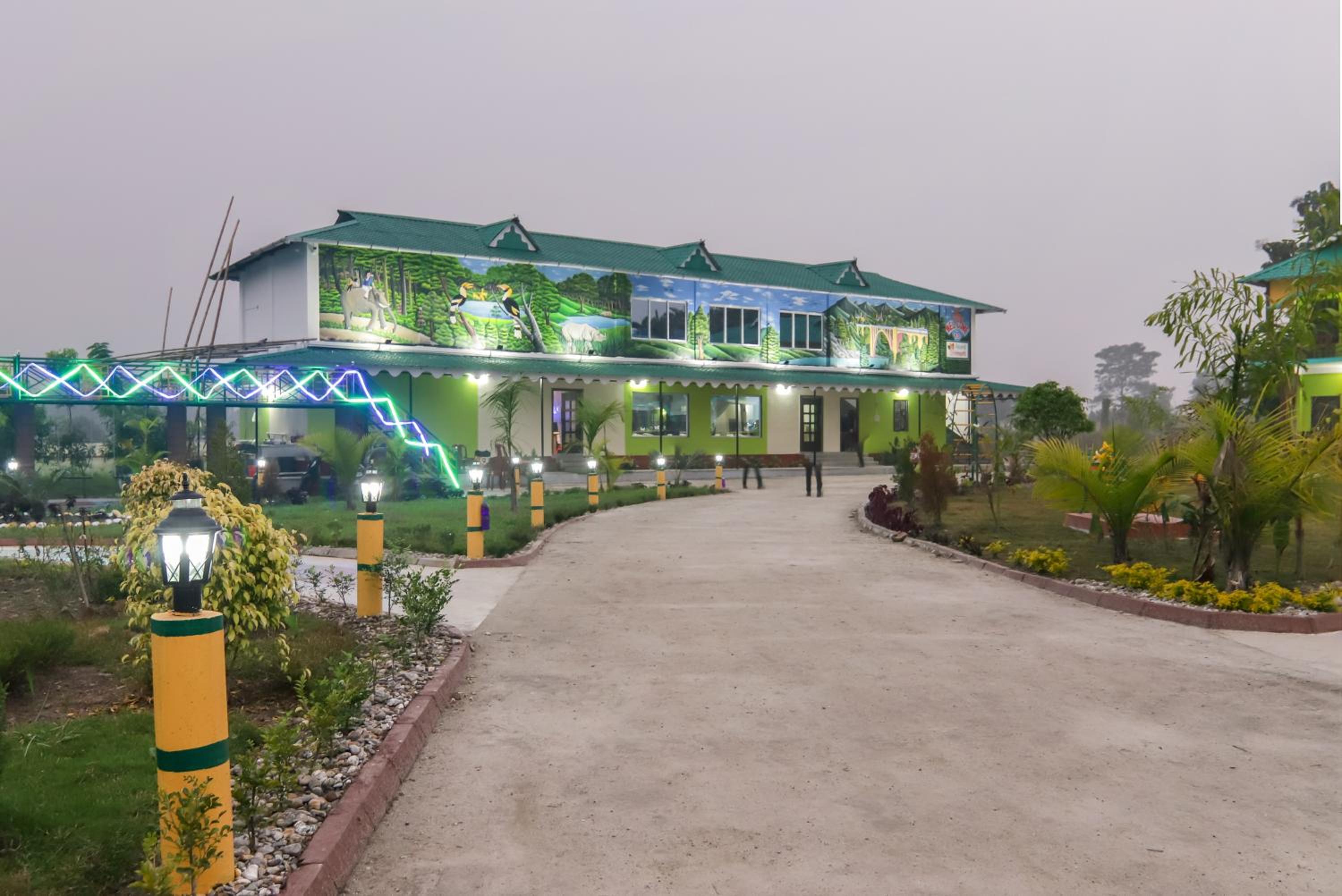 Resort Trimurti view 2