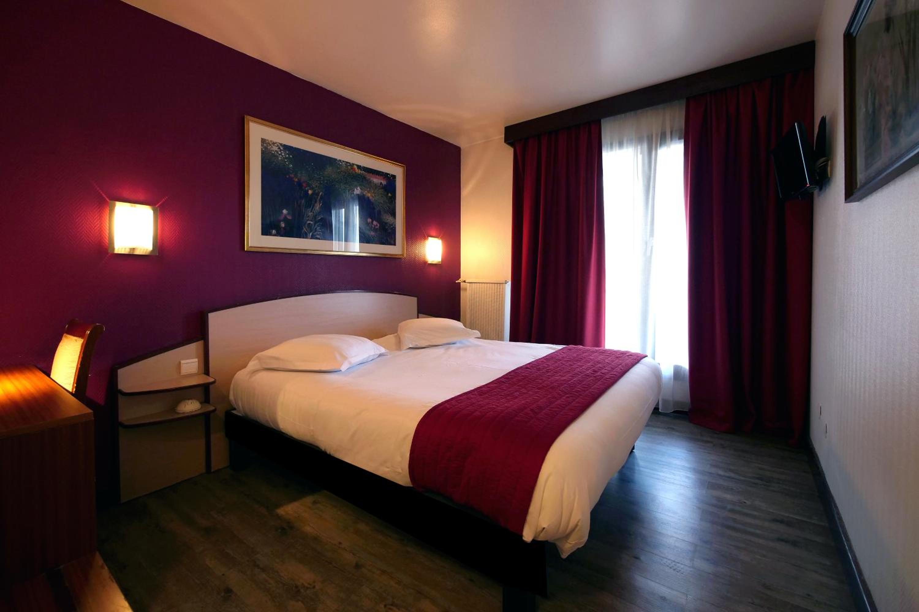 Villepinte Vacations - Le Vert Galant - Property Image 1