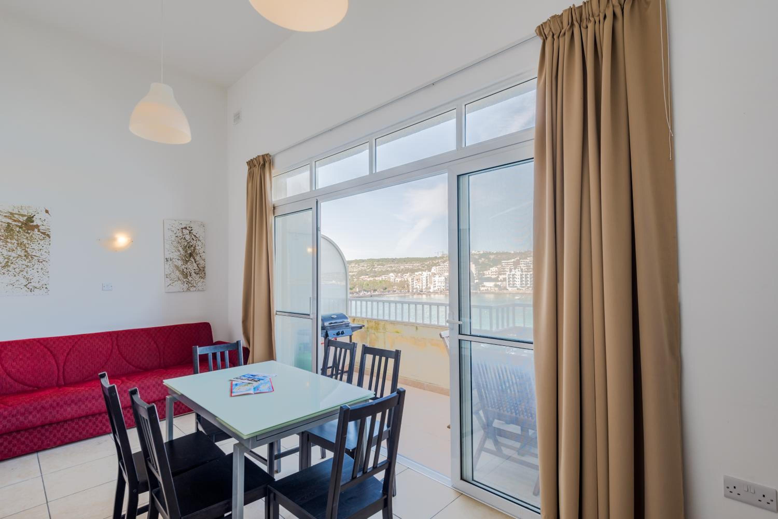 Blue Harbour Seafront 3 bedroom apartment, with spectacular sea views from terrace - by Getawaysmalta — photo 5