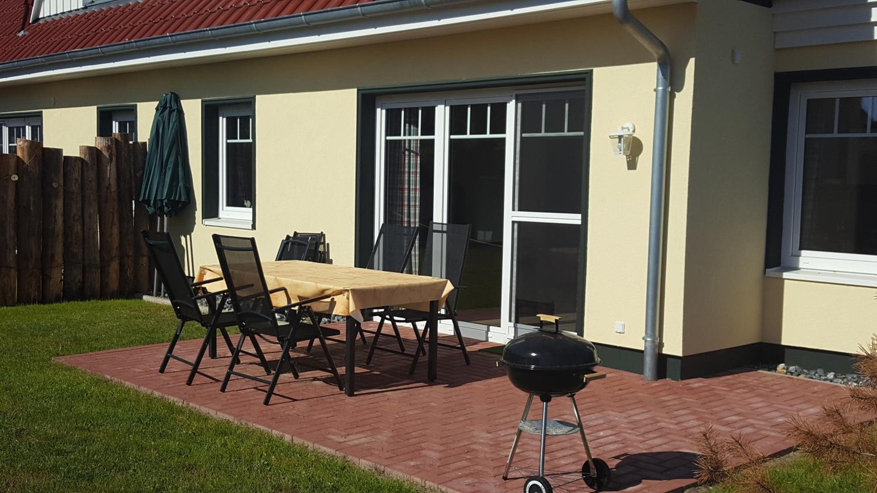 Ferienhäuser Hühnergott und Kranichnest, Sauna, Kamin und Garten