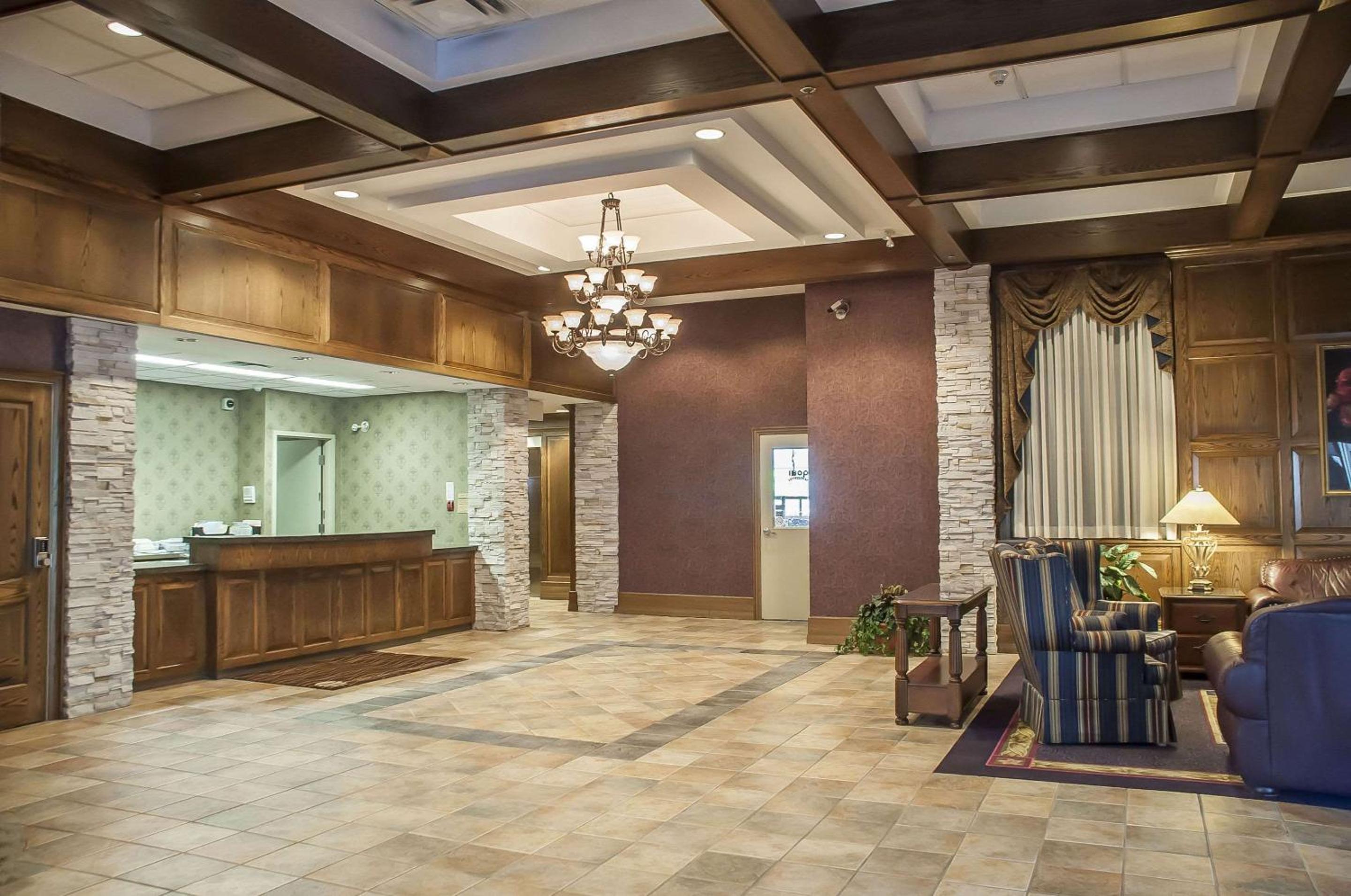 Comfort Inn Lundy's Lane - Image 2