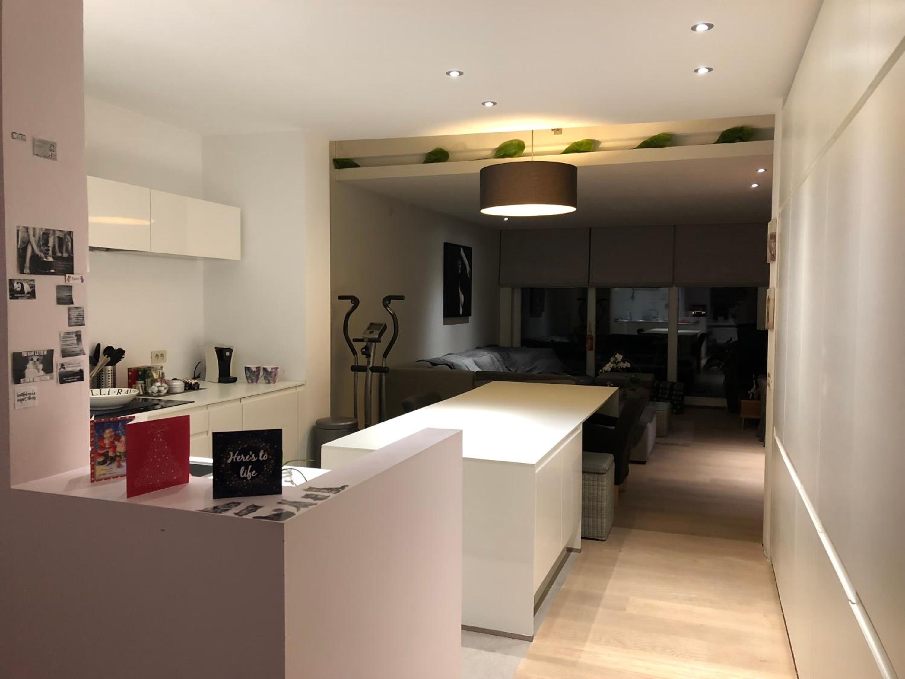 Home Bruges Cosy Comfort Modern Couple Privacy walking distance City center Kitchen Terrace Garden view 5