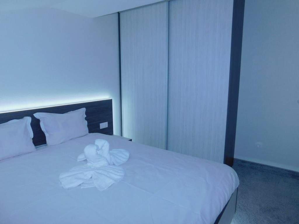 Vihren Boutique Apartment view 5